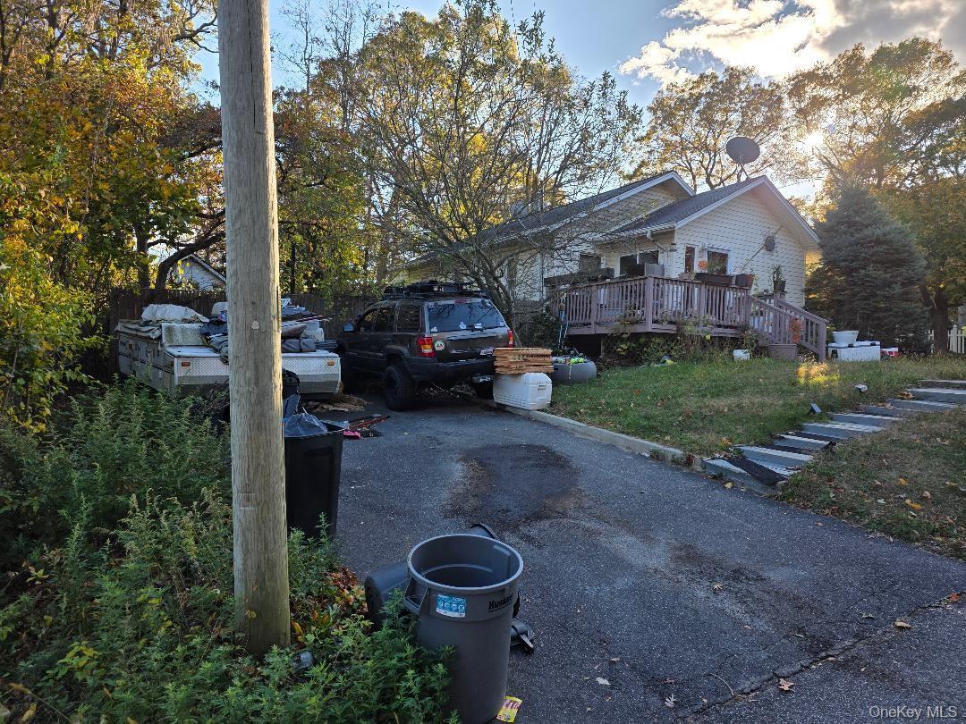 Single Family Forest  Suffolk County, NY 11779, MLS-931095-32