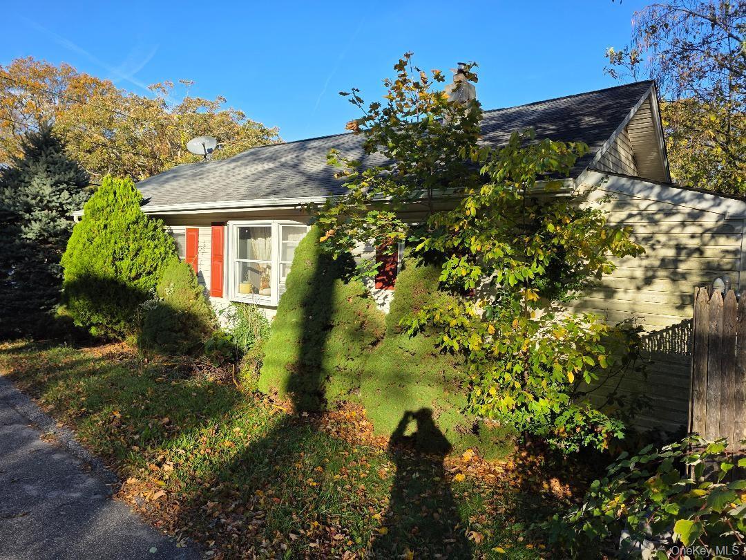Single Family Forest  Suffolk County, NY 11779, MLS-931095-35