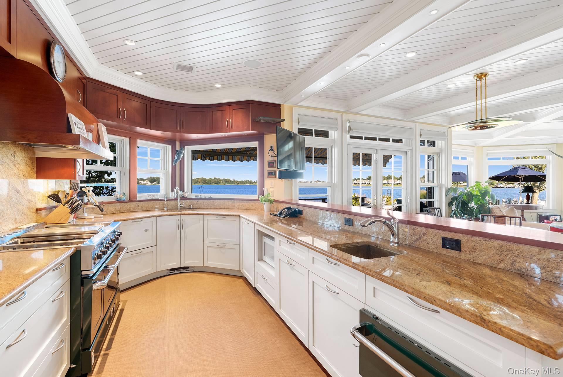 Single Family Bay View Suffolk County, NY 11963, MLS-931102-10