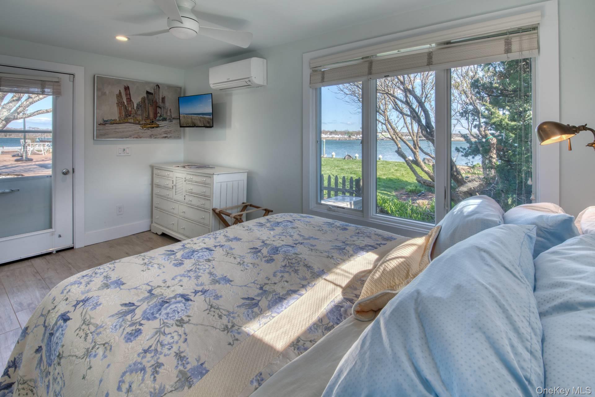 Single Family Bay View Suffolk County, NY 11963, MLS-931102-24