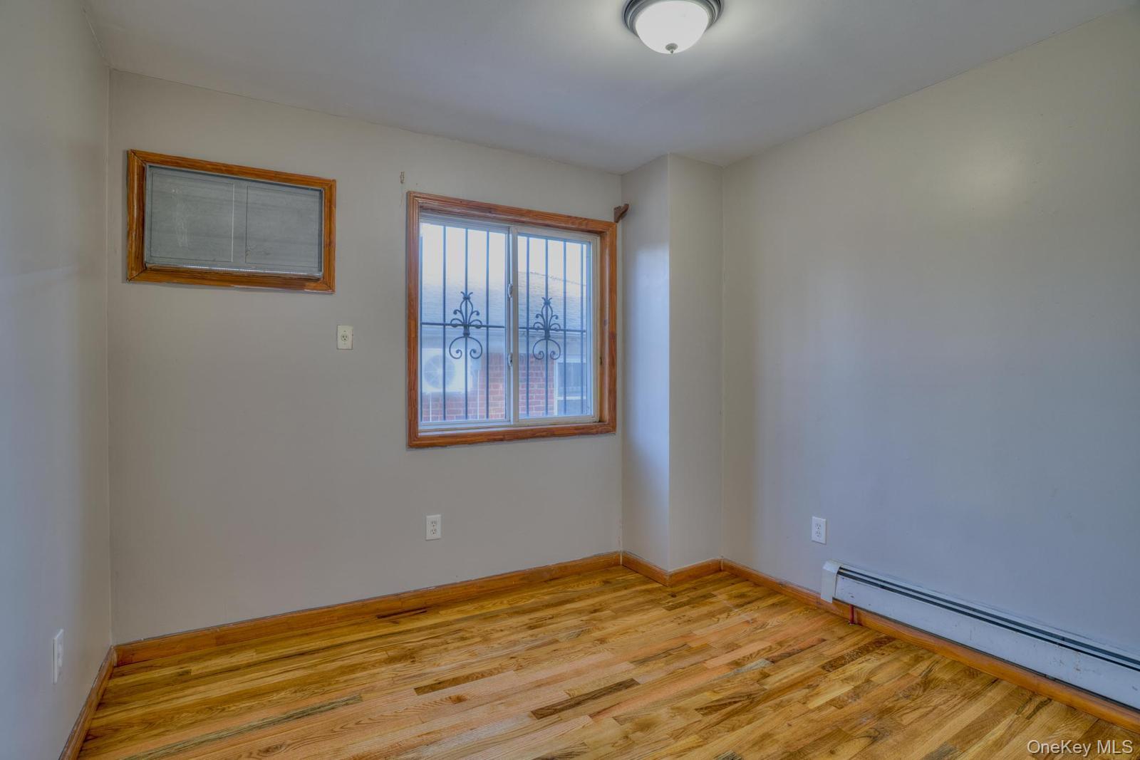 Single Family 129th  Queens, NY 11420, MLS-931112-17