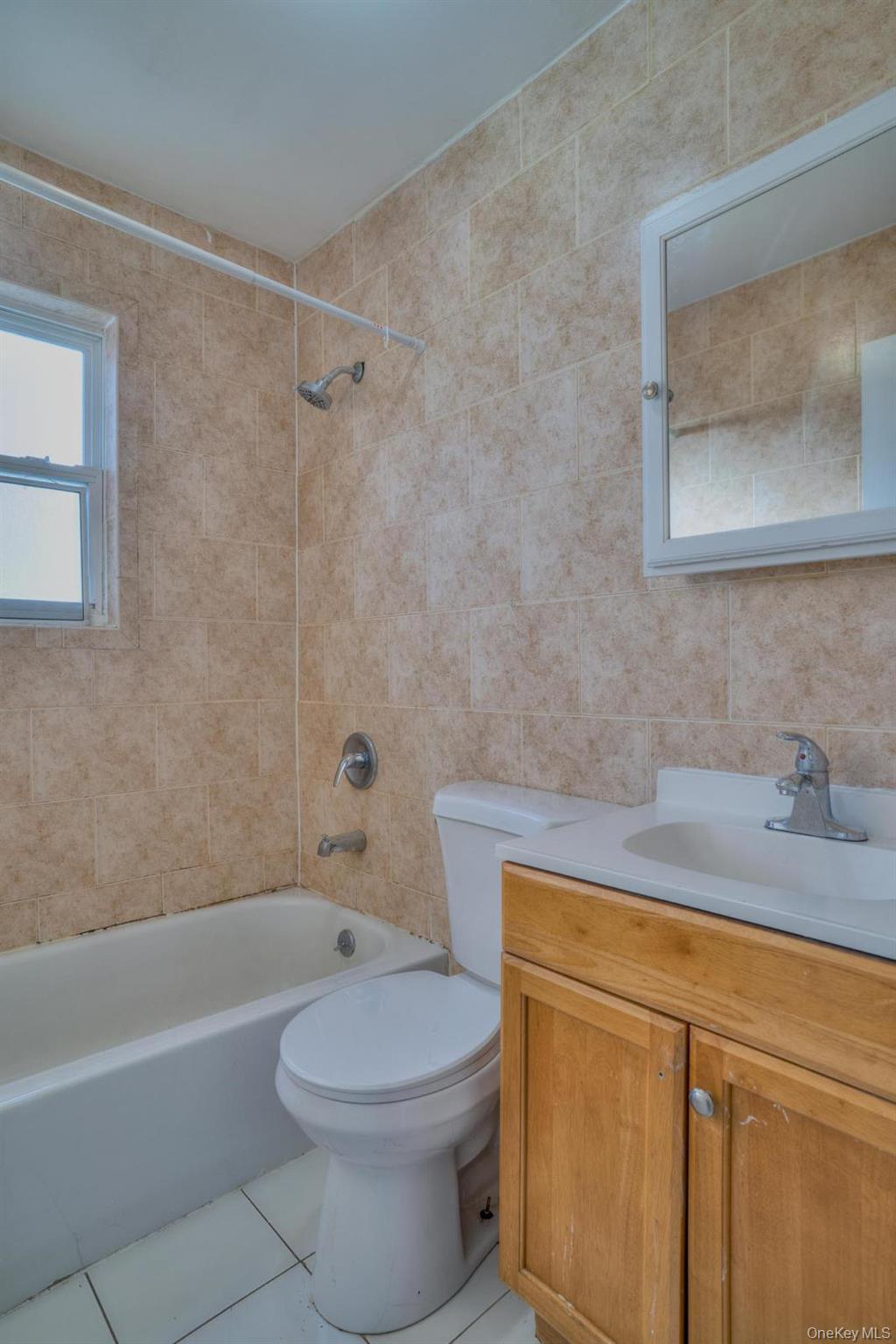 Single Family 129th  Queens, NY 11420, MLS-931112-38