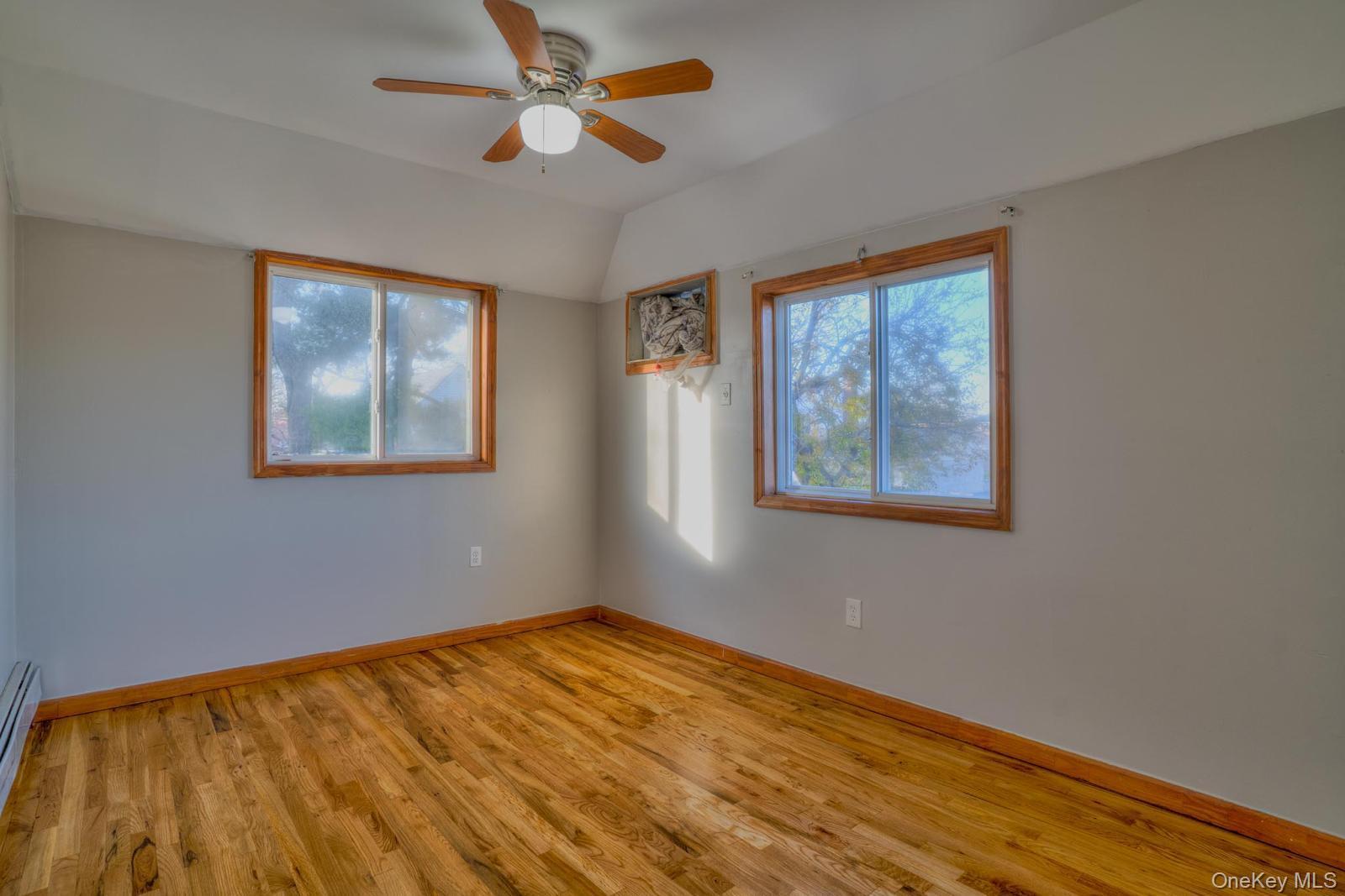 Single Family 129th  Queens, NY 11420, MLS-931112-40