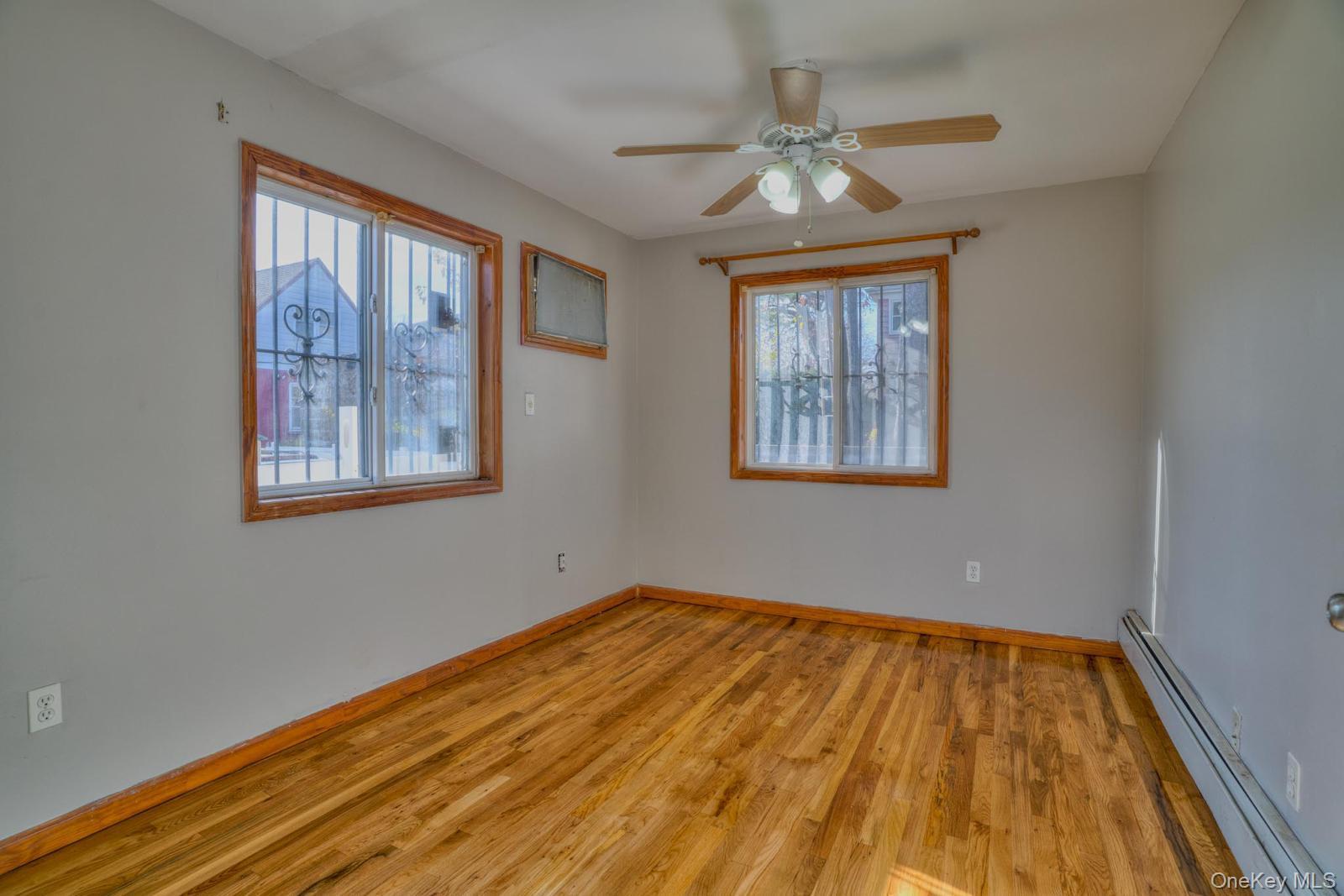 Single Family 129th  Queens, NY 11420, MLS-931112-42