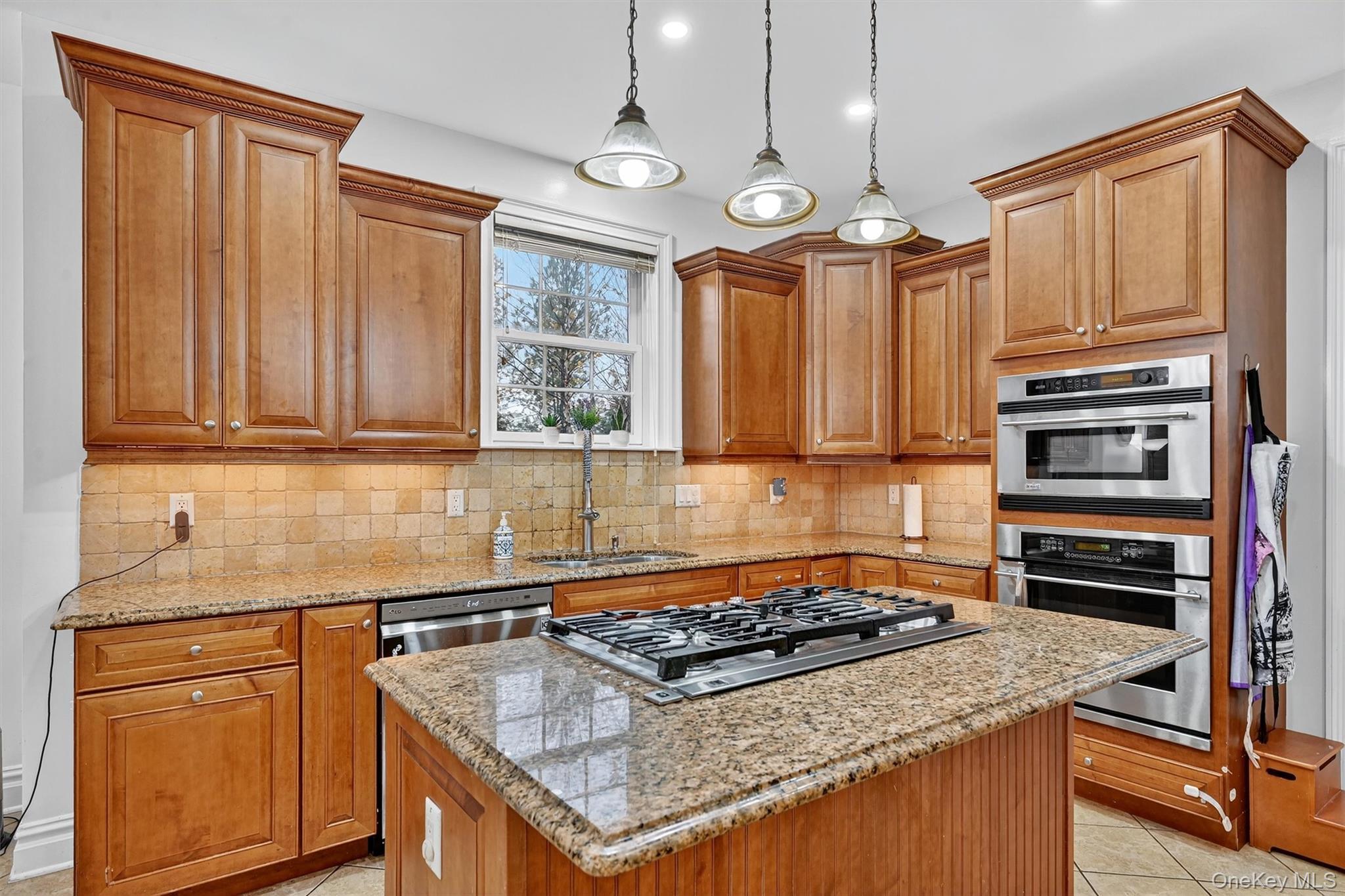 Single Family Stahl Orange County, NY 10950, MLS-931131-12