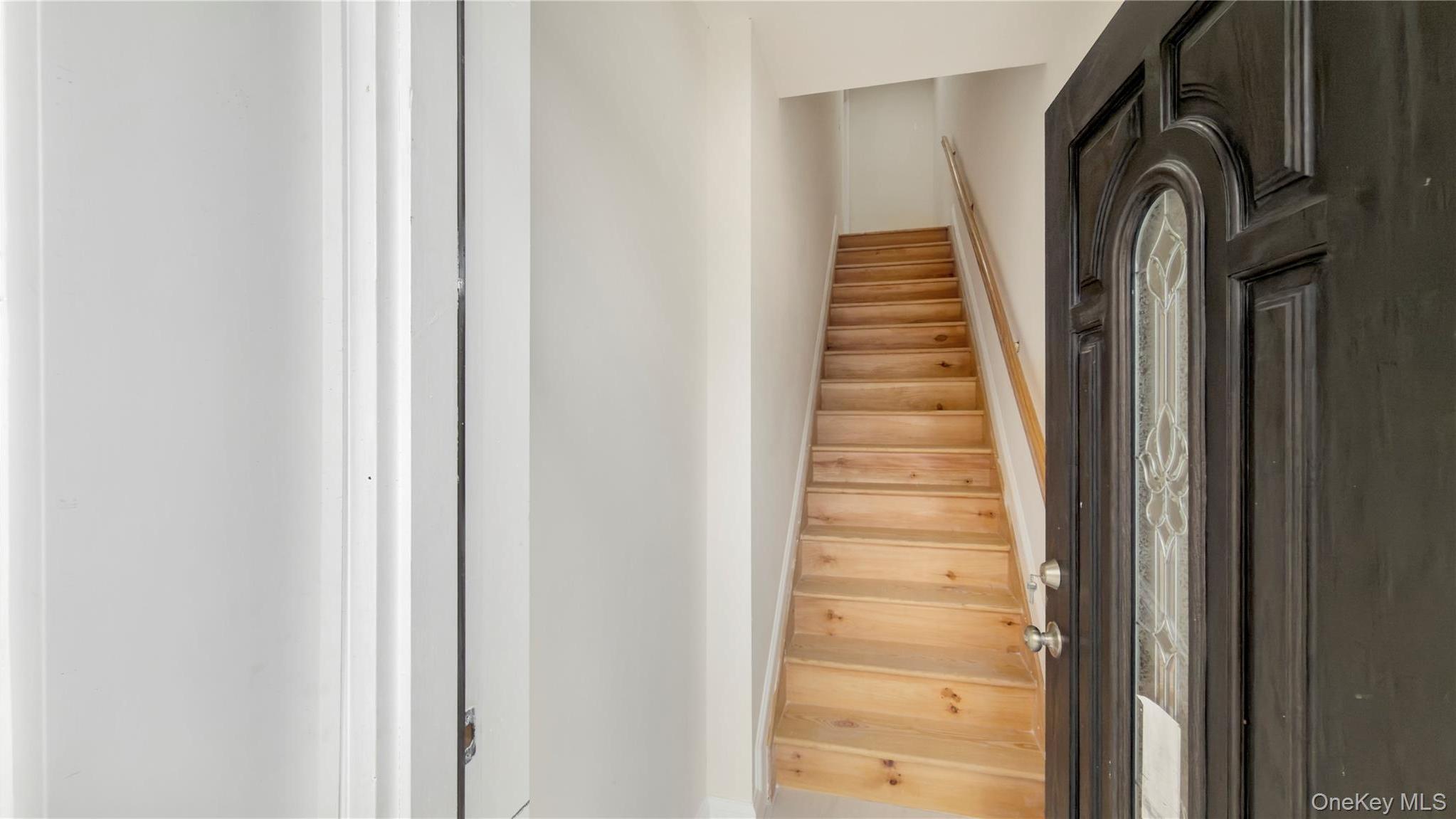 Single Family E 93rd  Brooklyn, NY 11236, MLS-931138-23