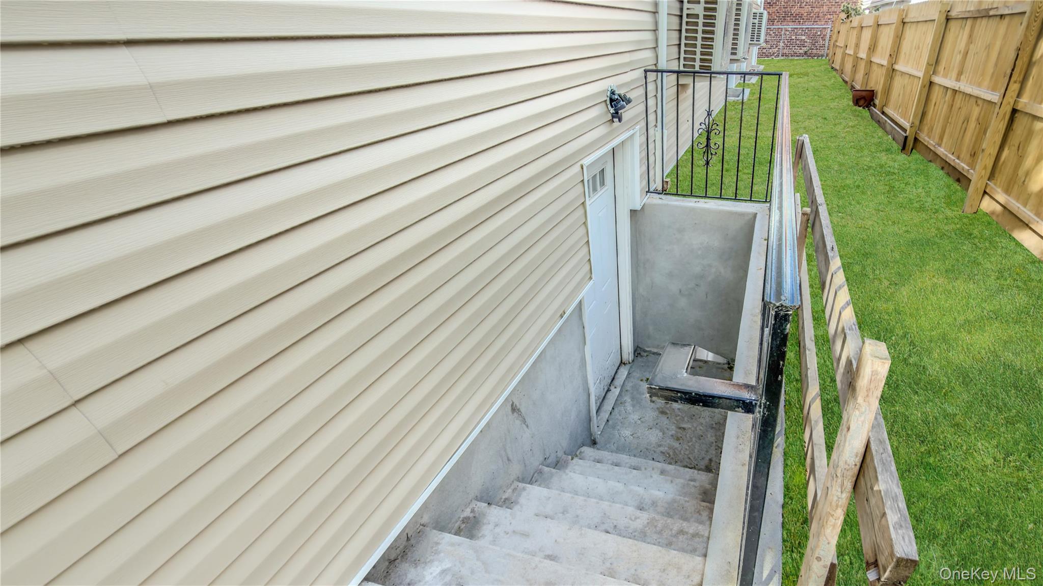 Single Family E 93rd  Brooklyn, NY 11236, MLS-931138-38