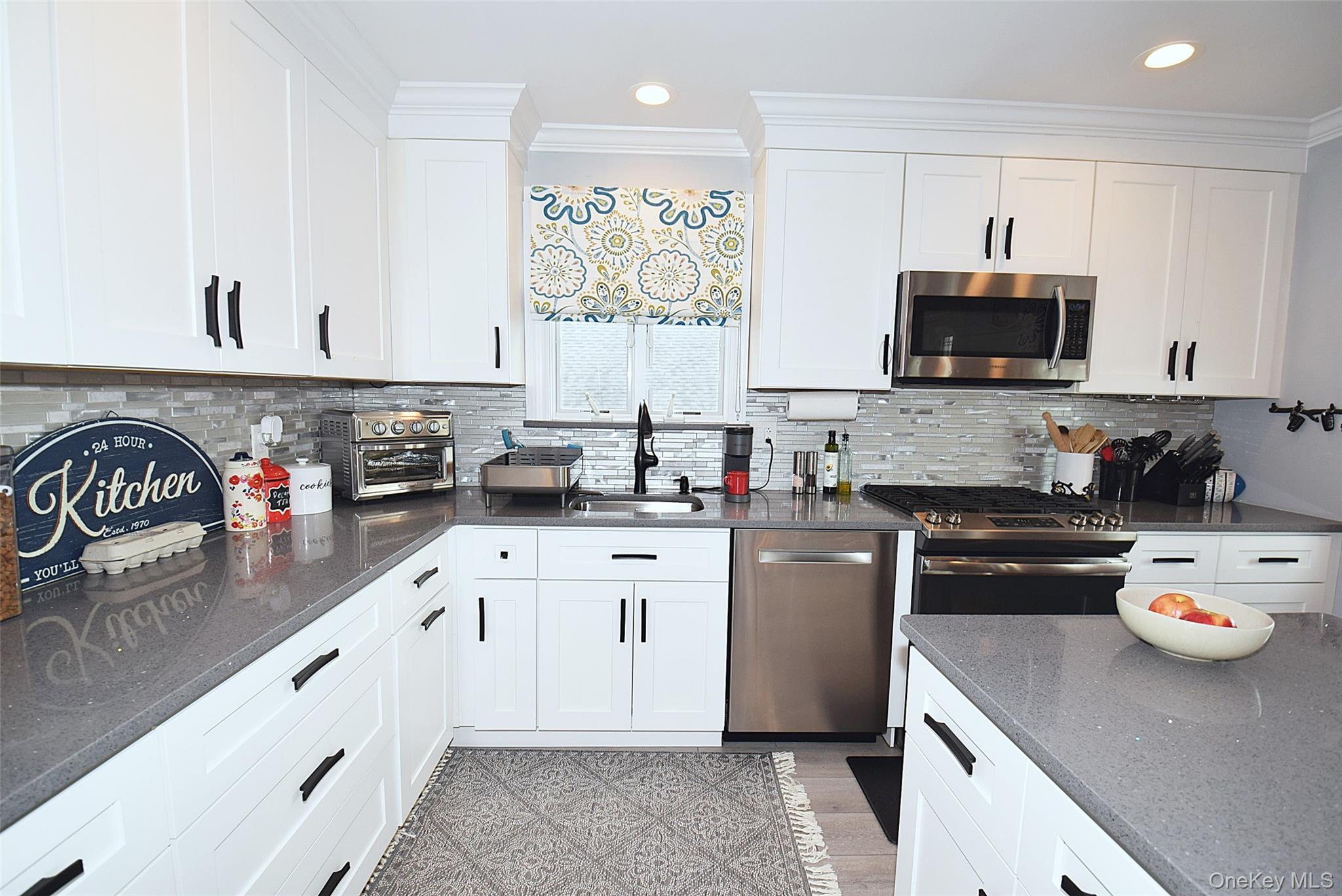 Single Family Van Buren Nassau County, NY 11510, MLS-931143-3