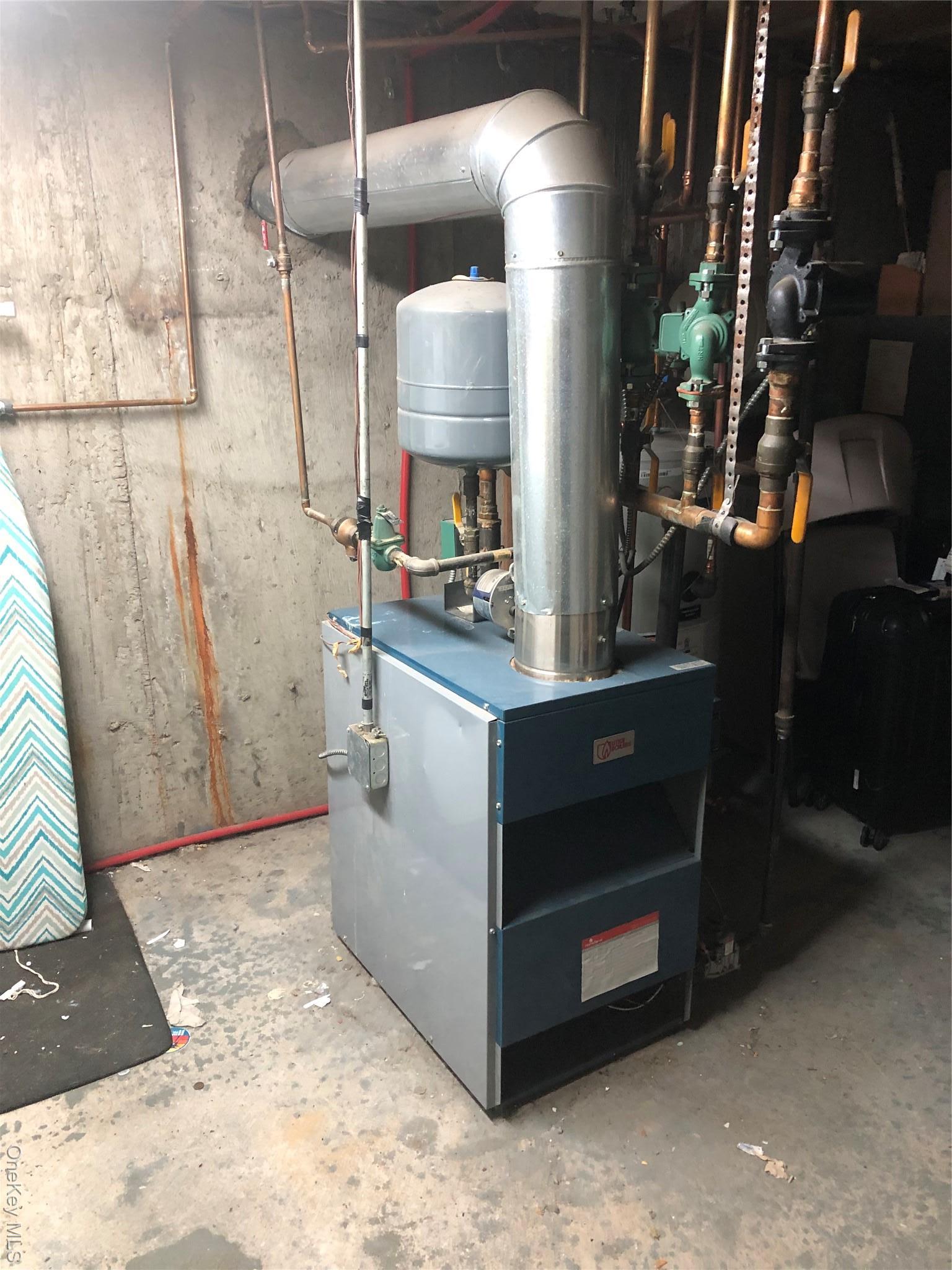 Single Family Nadine  Suffolk County, NY 11776, MLS-931164-44