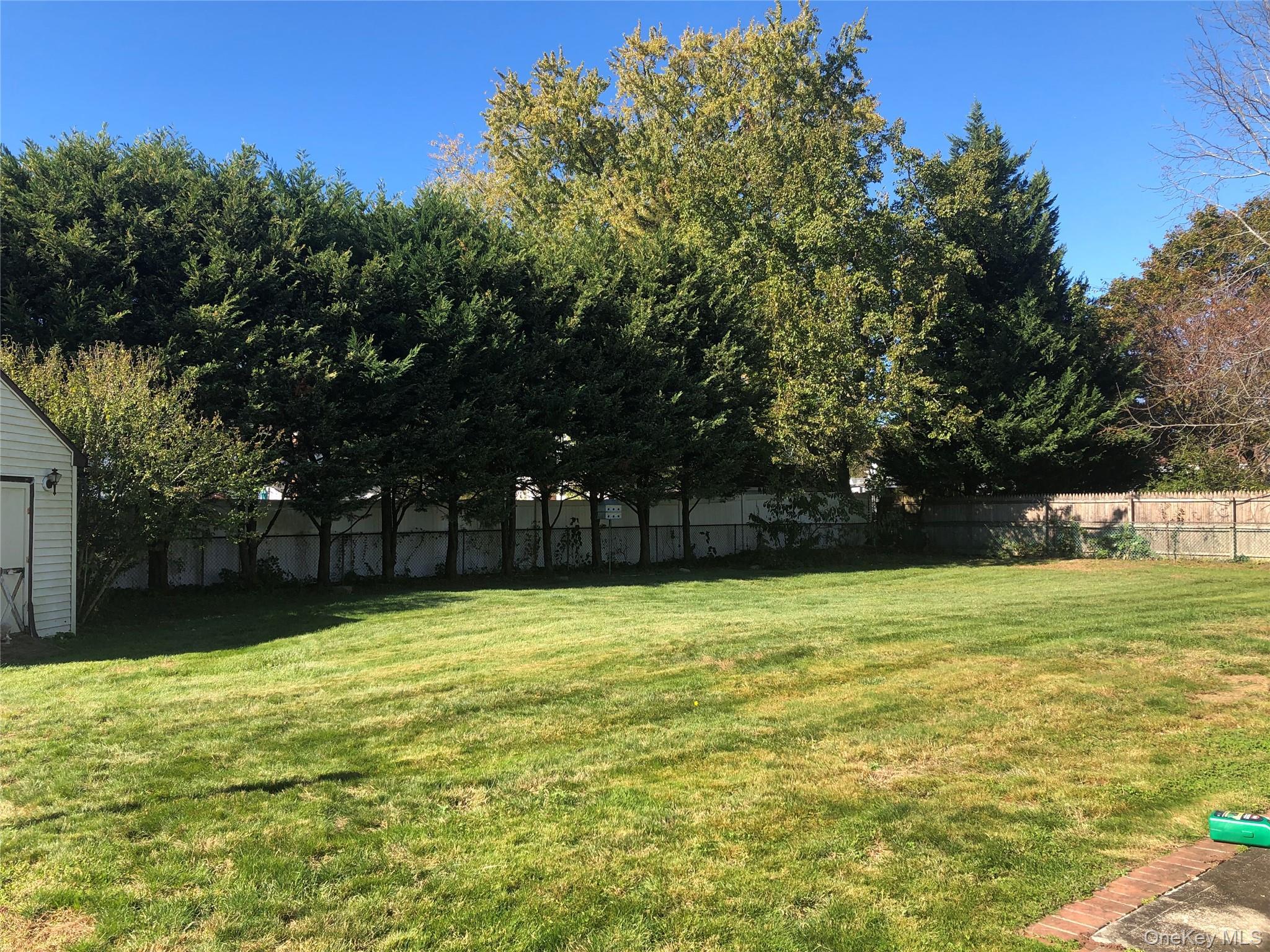 Single Family Nadine  Suffolk County, NY 11776, MLS-931164-7