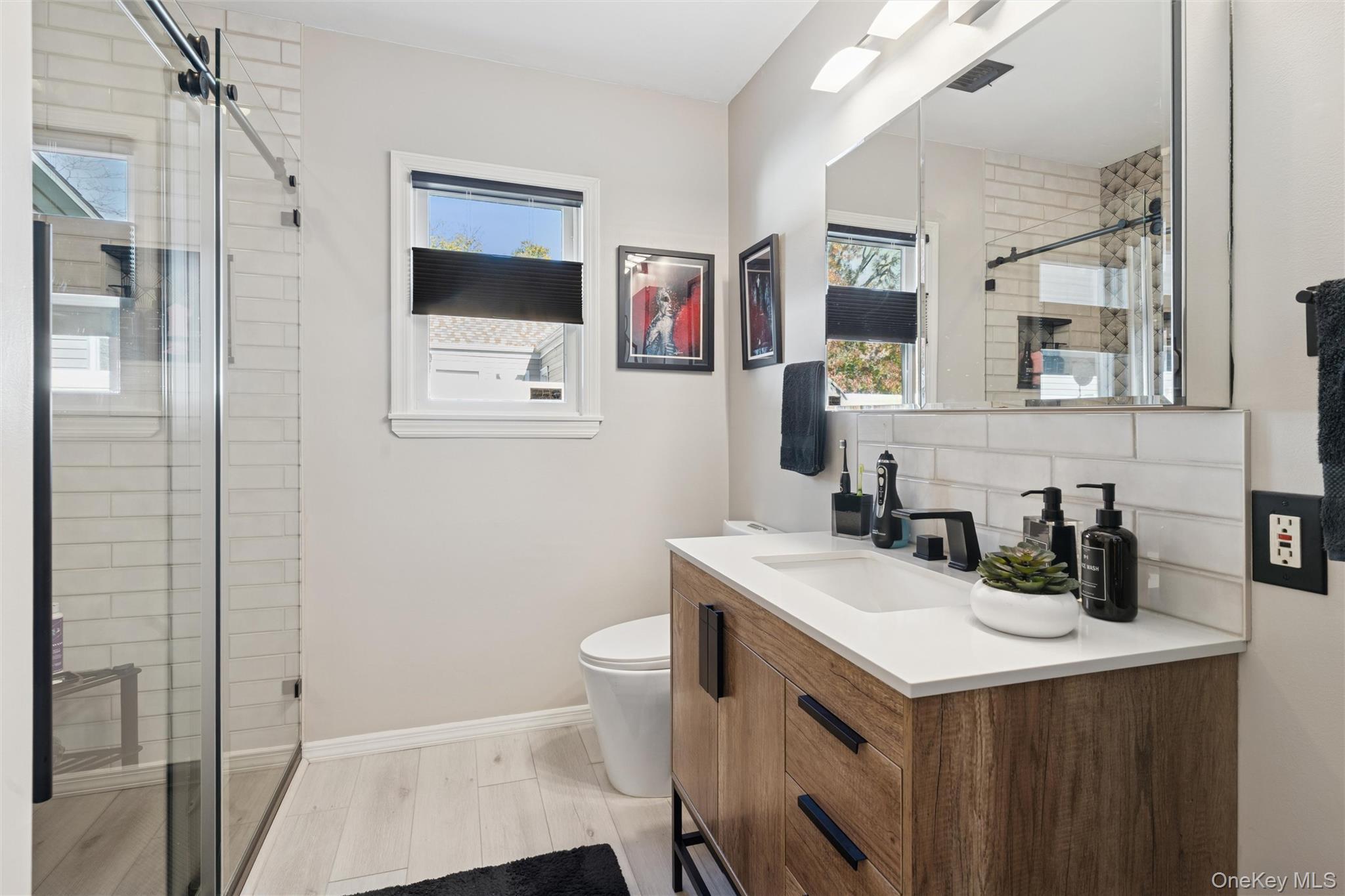 Single Family Grand Central  Suffolk County, NY 11701, MLS-931192-16