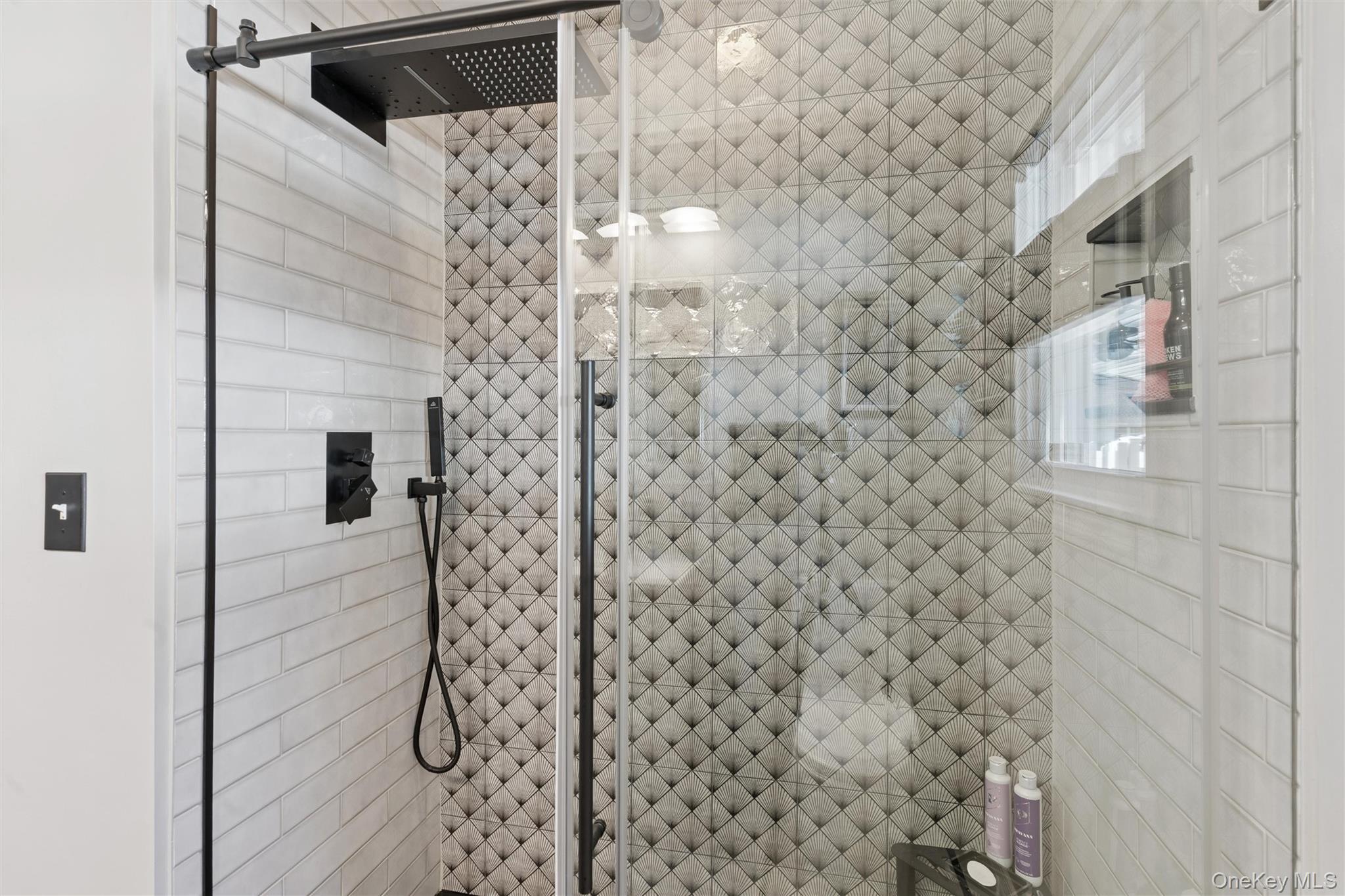 Single Family Grand Central  Suffolk County, NY 11701, MLS-931192-17