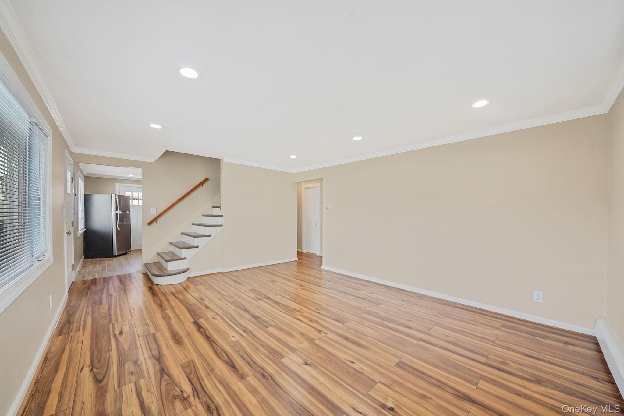 Single Family Denton Nassau County, NY 11575, MLS-931200-5