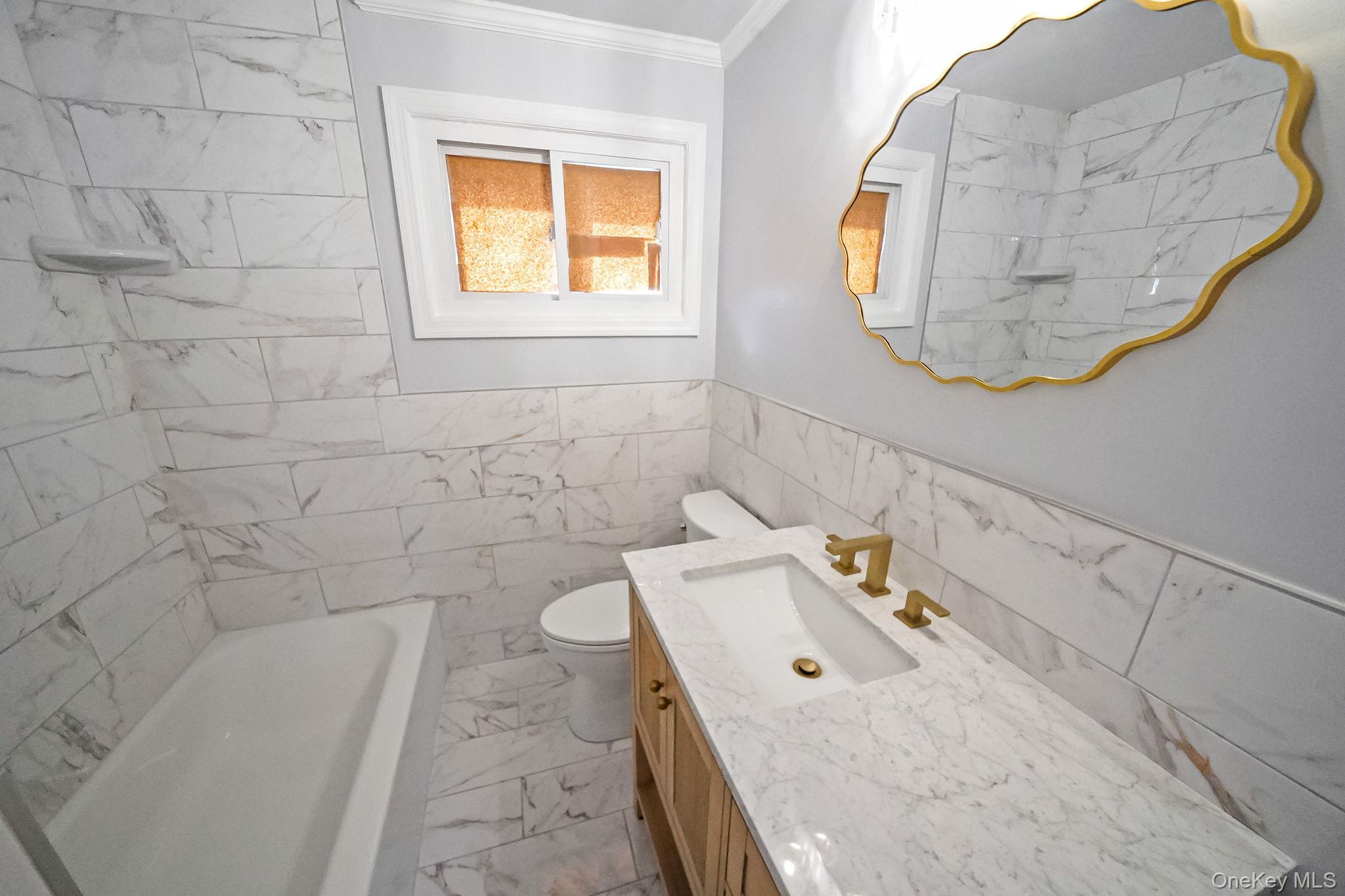 Single Family Denton Nassau County, NY 11575, MLS-931200-9