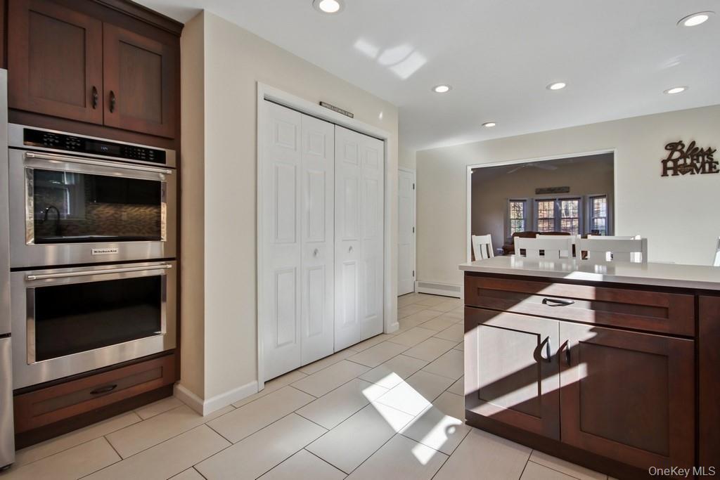 Single Family Farview Dutchess County, NY 12533, MLS-931234-12