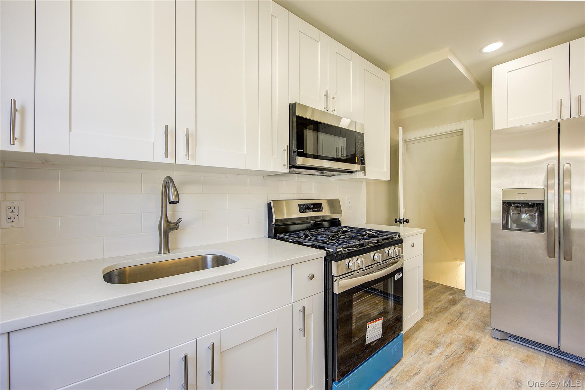 Single Family 159th  Queens, NY 11357, MLS-931240-15