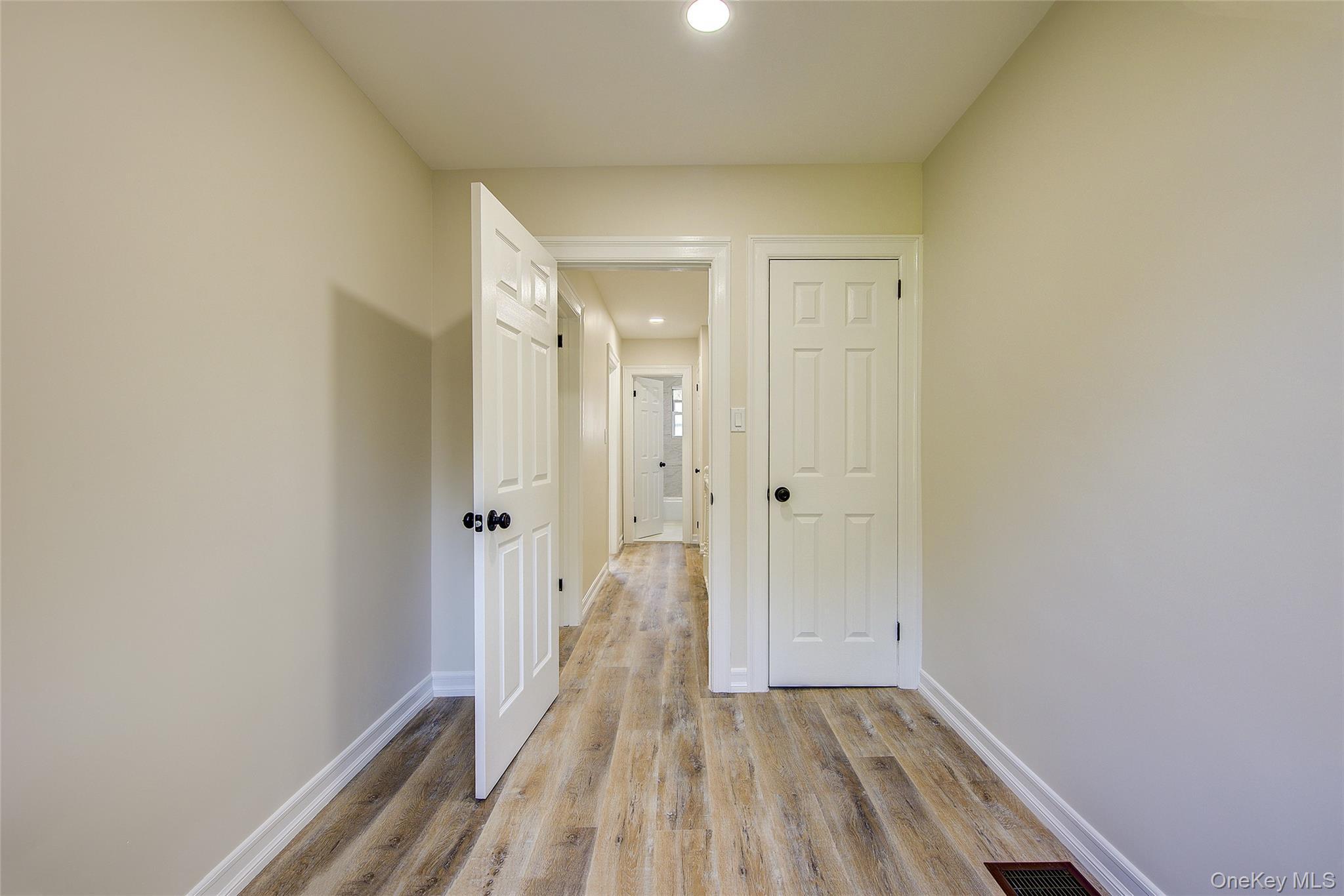 Single Family 159th  Queens, NY 11357, MLS-931240-31