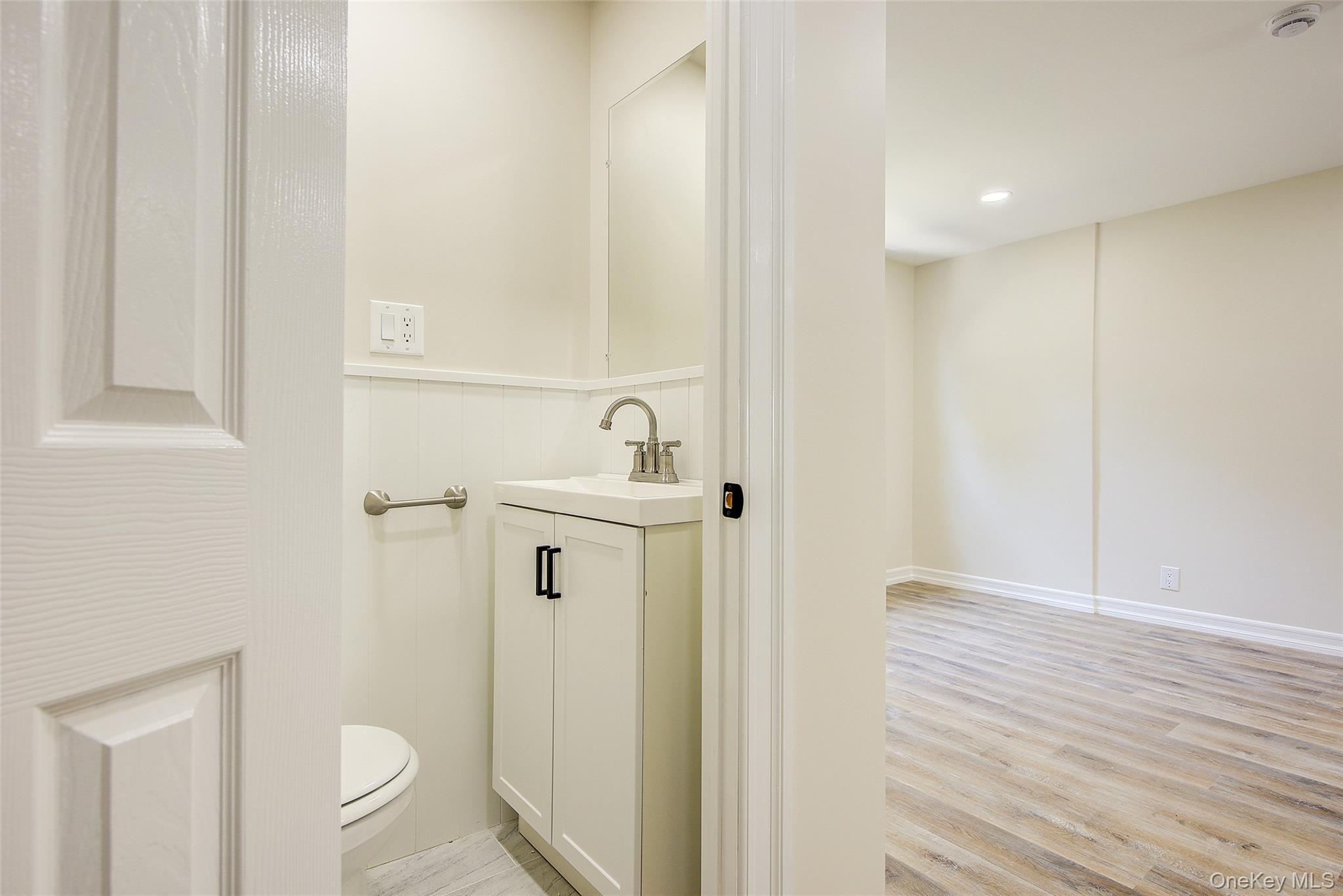 Single Family 159th  Queens, NY 11357, MLS-931240-33