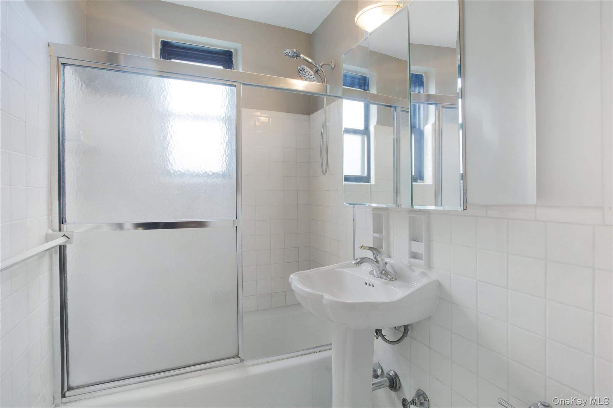 Coop Union Turnpike  Queens, NY 11364, MLS-931245-10