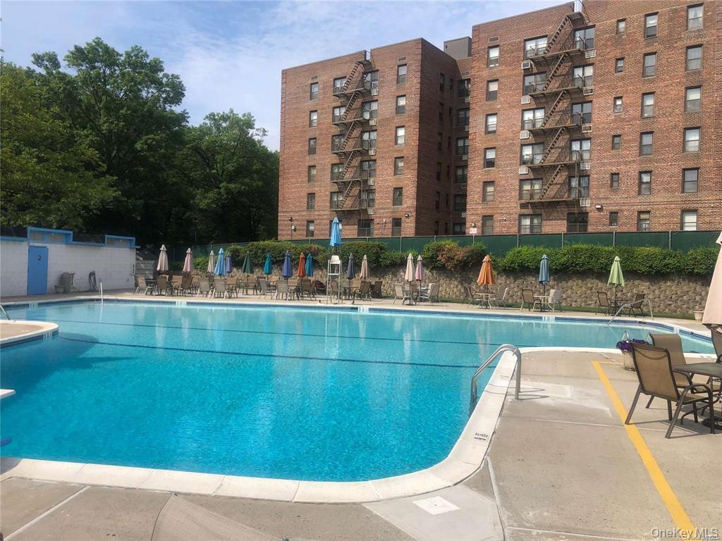 Coop Union Turnpike  Queens, NY 11364, MLS-931245-17