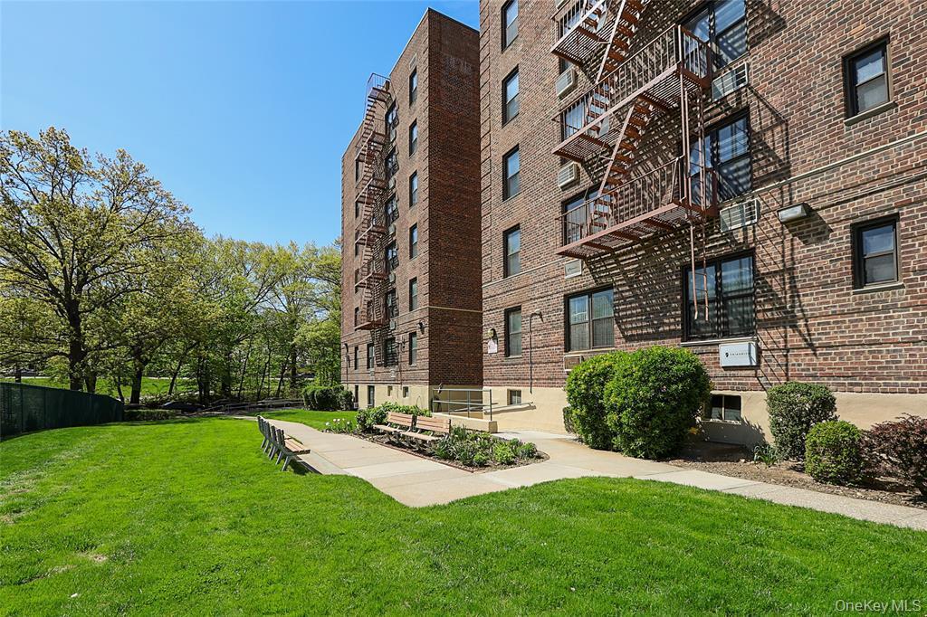 Coop Union Turnpike  Queens, NY 11364, MLS-931245-21