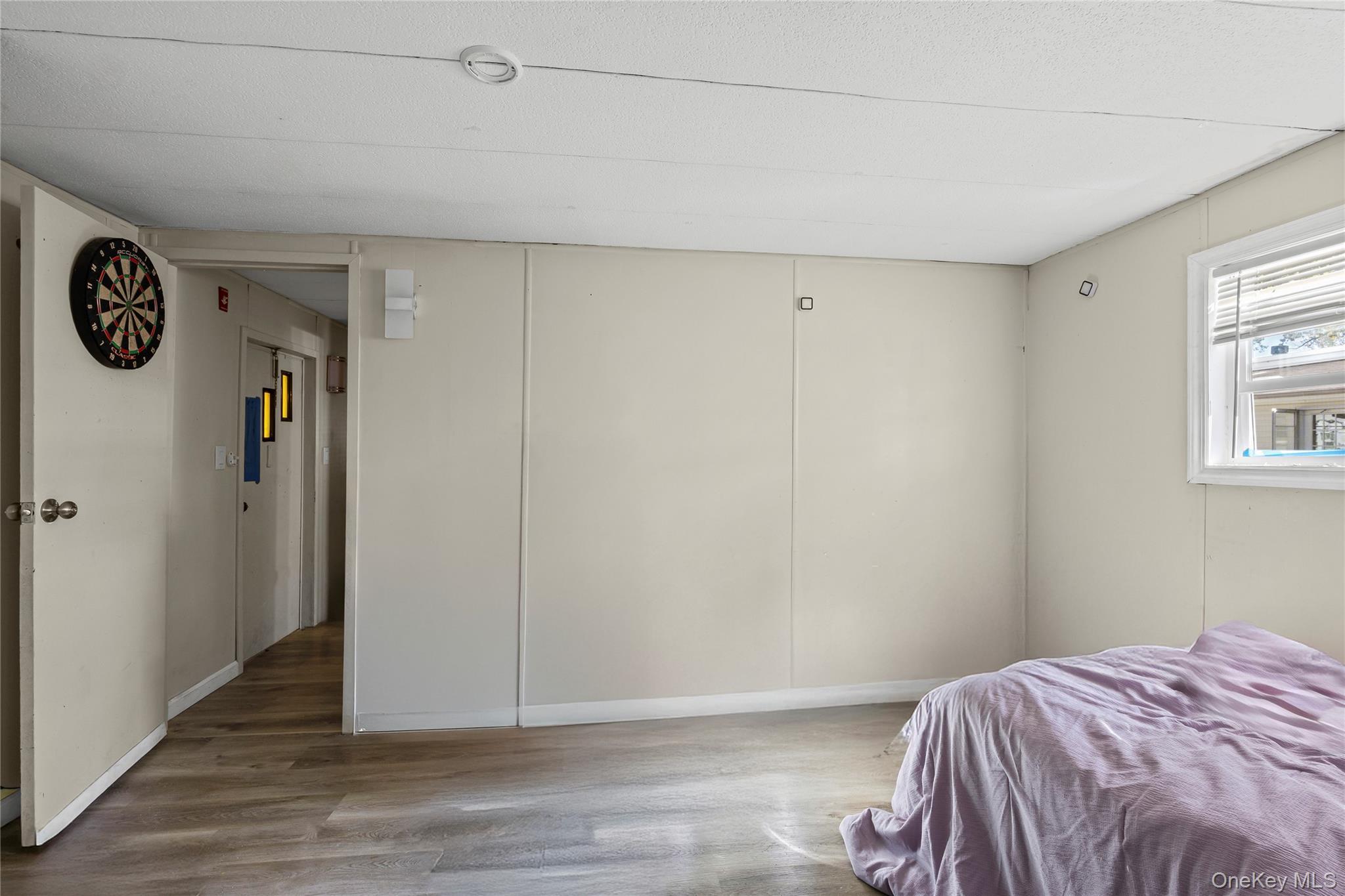 Single Family Buttercup Dr  Suffolk County, NY 11716, MLS-931250-18