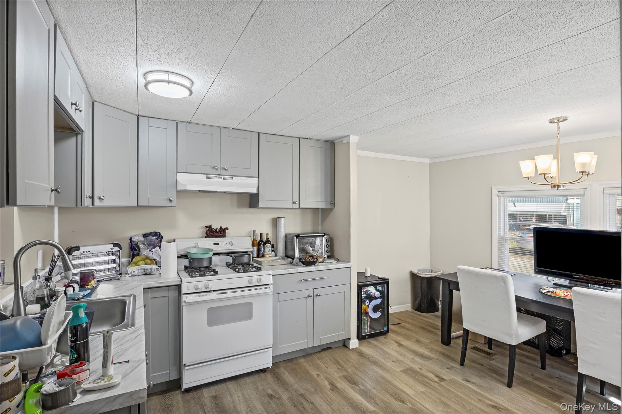 Single Family Buttercup Dr  Suffolk County, NY 11716, MLS-931250-24