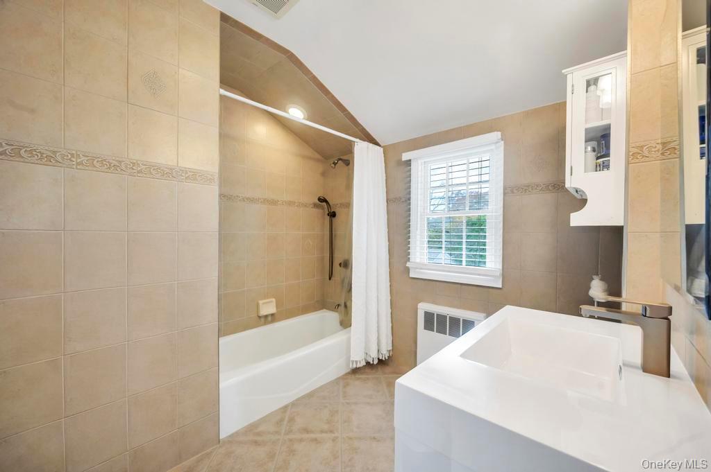 Single Family Devon Suffolk County, NY 11787, MLS-931259-19