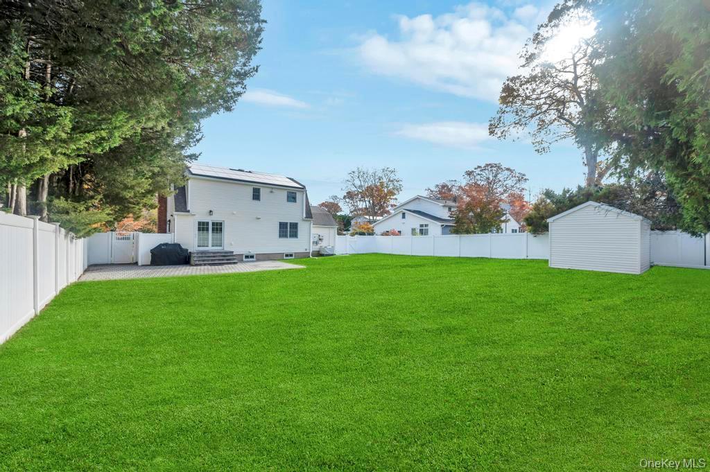 Single Family Devon Suffolk County, NY 11787, MLS-931259-25