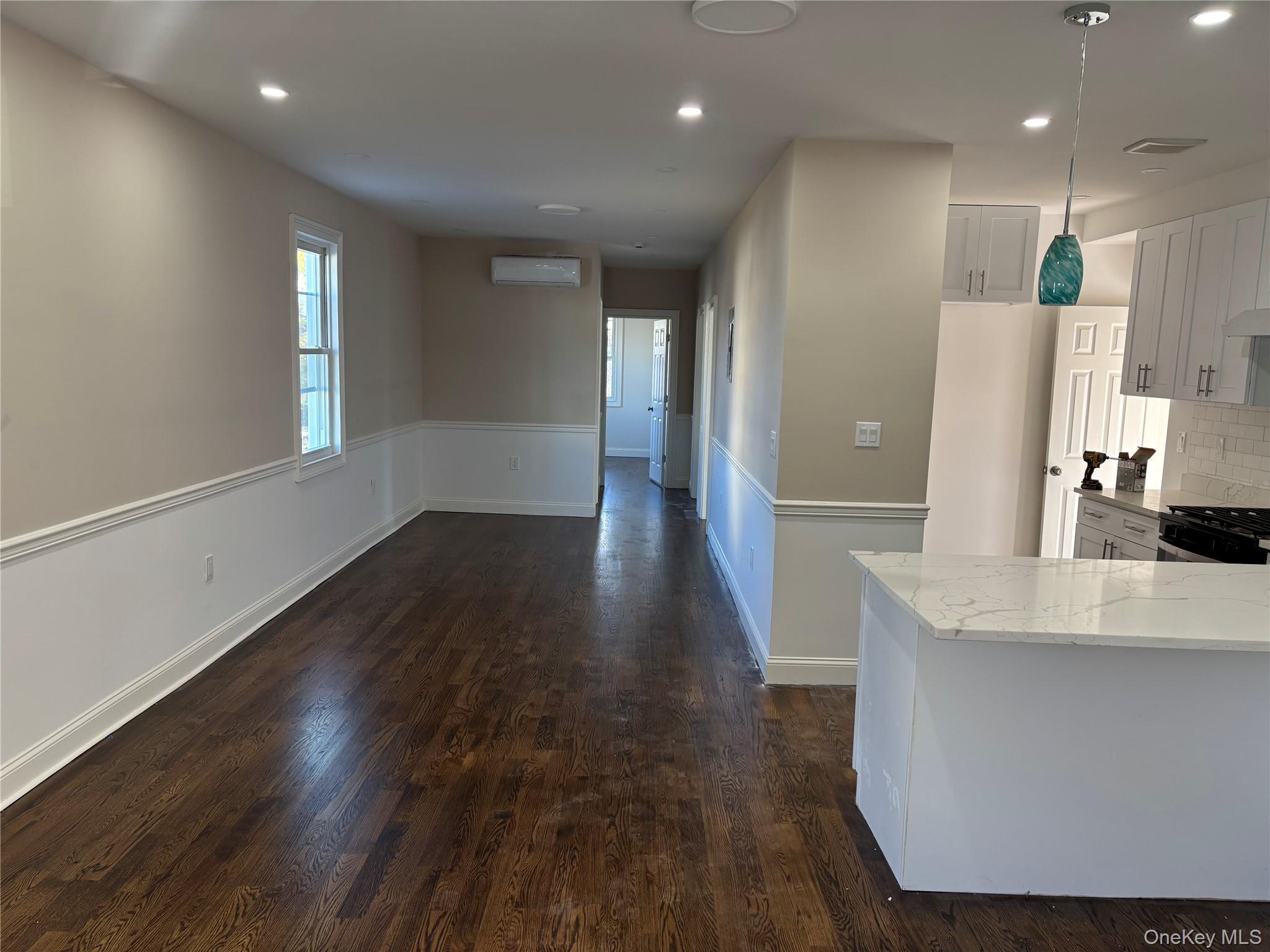 Single Family 105th Queens, NY 11435, MLS-931301-8