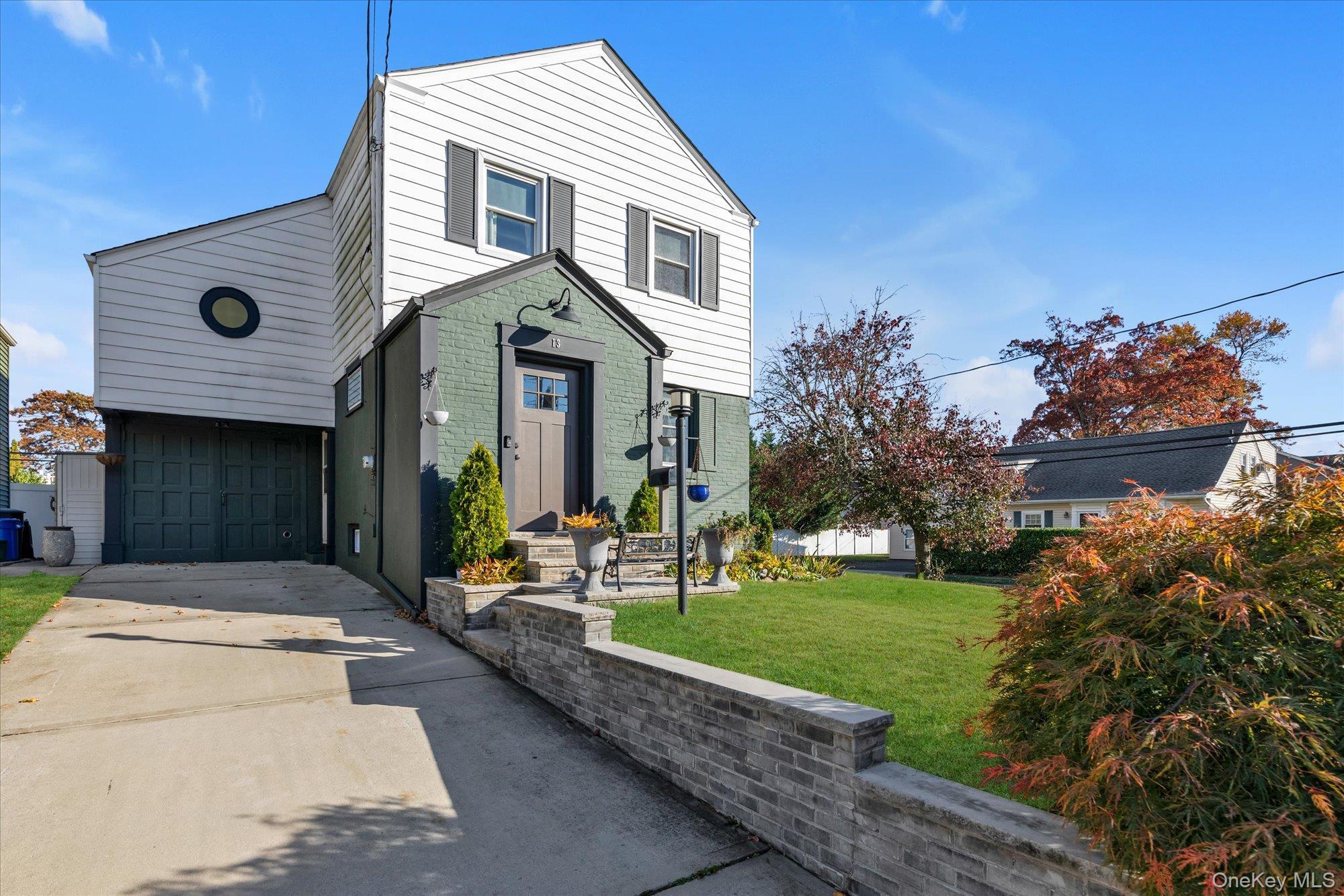 Single Family Gotham  Nassau County, NY 11581, MLS-931309-21