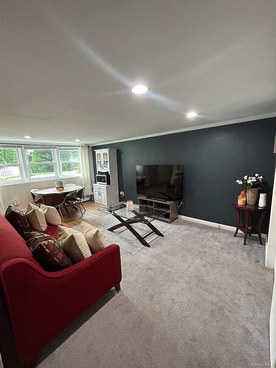 Single Family Wenmore  Suffolk County, NY 11776, MLS-931318-3