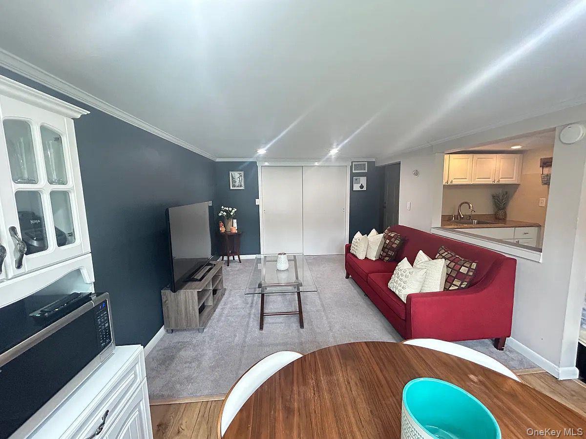 Single Family Wenmore  Suffolk County, NY 11776, MLS-931318-5