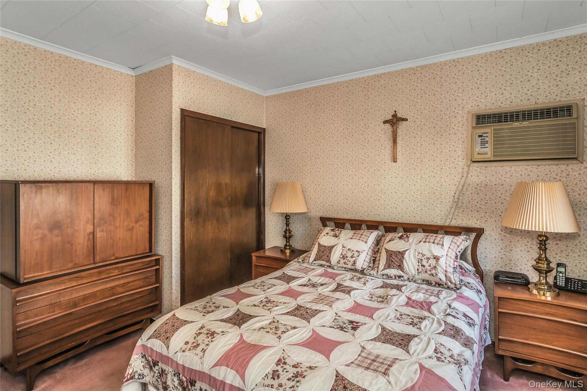 Single Family 56th  Queens, NY 11378, MLS-931324-24