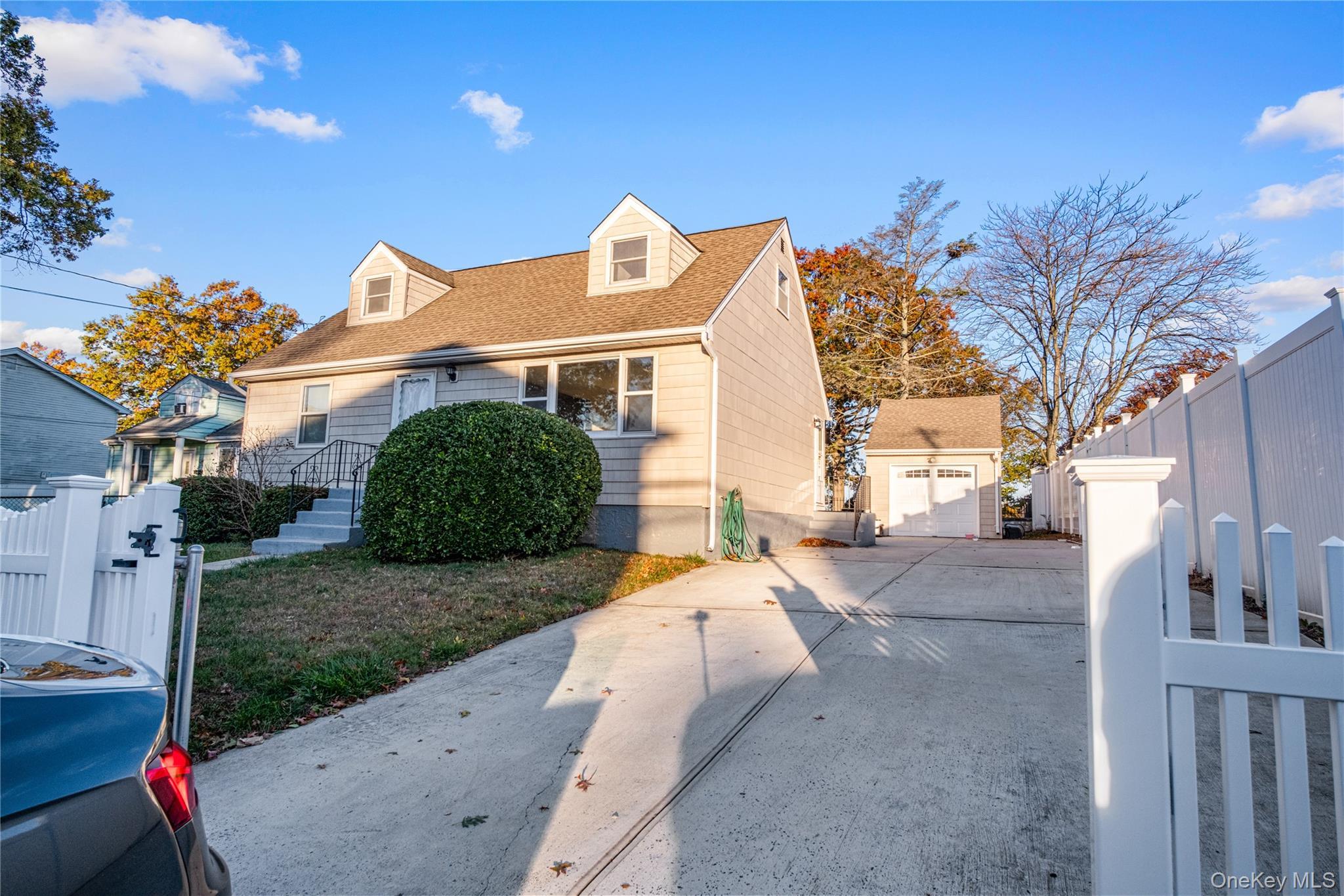 Single Family Cleveland  Nassau County, NY 11553, MLS-931332-3