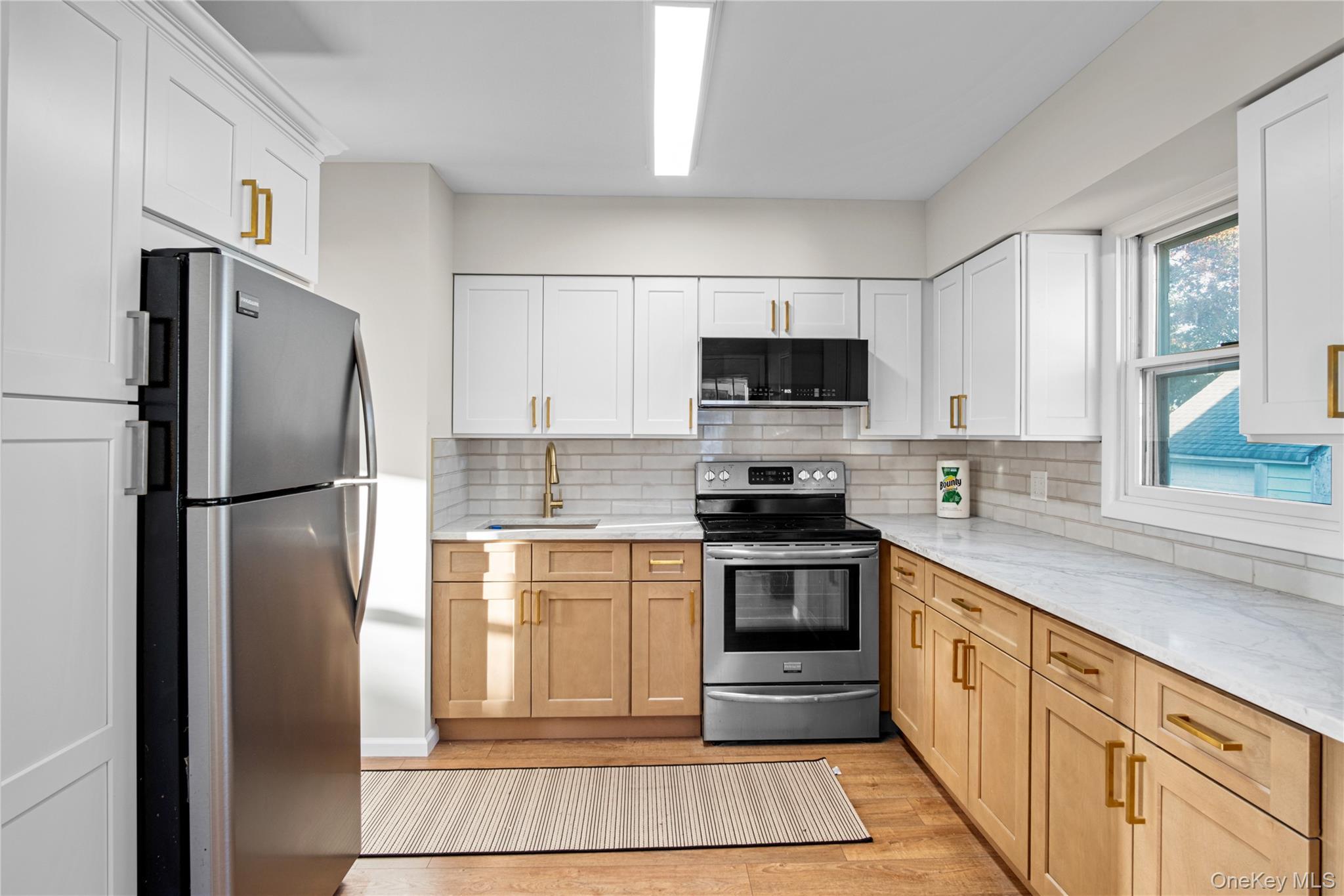 Single Family Cleveland  Nassau County, NY 11553, MLS-931332-7