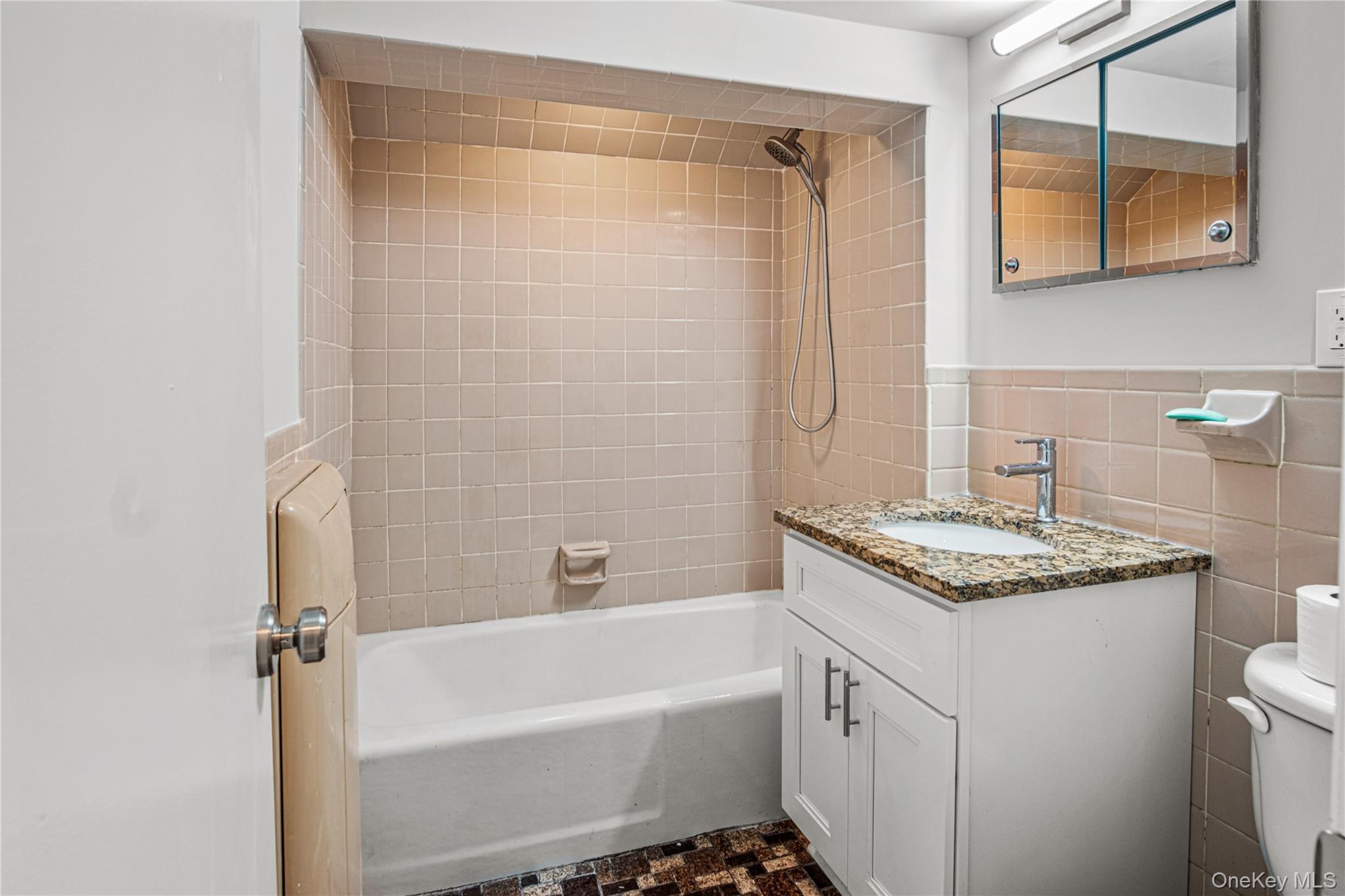 Single Family Cleveland  Nassau County, NY 11553, MLS-931332-9