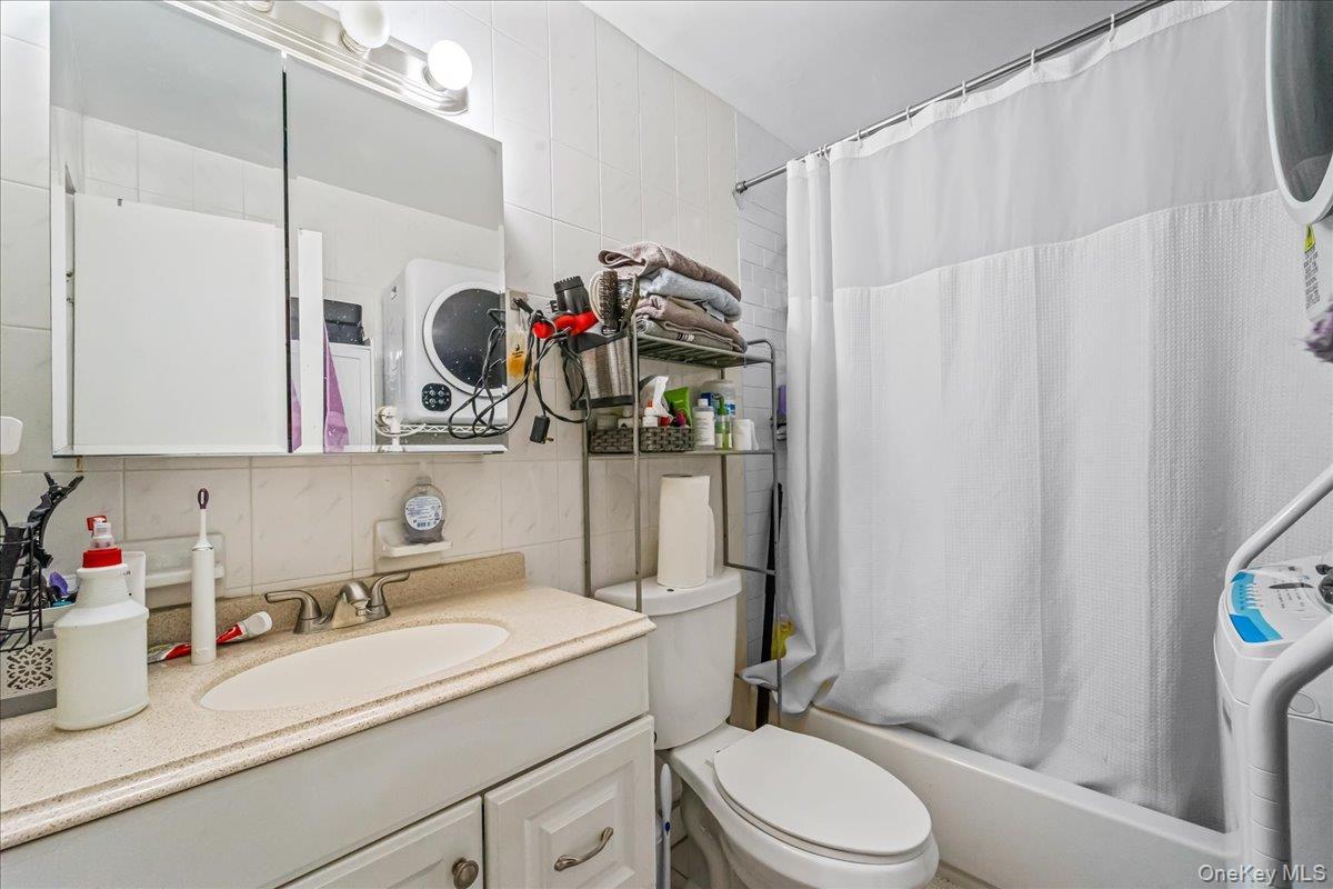 Single Family 78th  Queens, NY 11367, MLS-931334-12