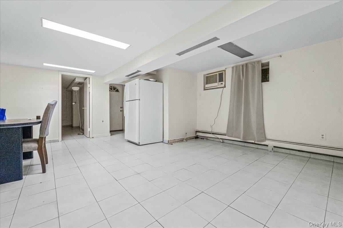 Single Family 78th  Queens, NY 11367, MLS-931334-16