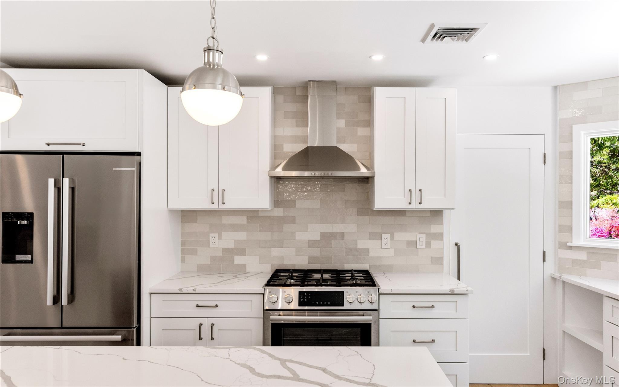 Single Family Pine Tree  Suffolk County, NY 11942, MLS-931336-5