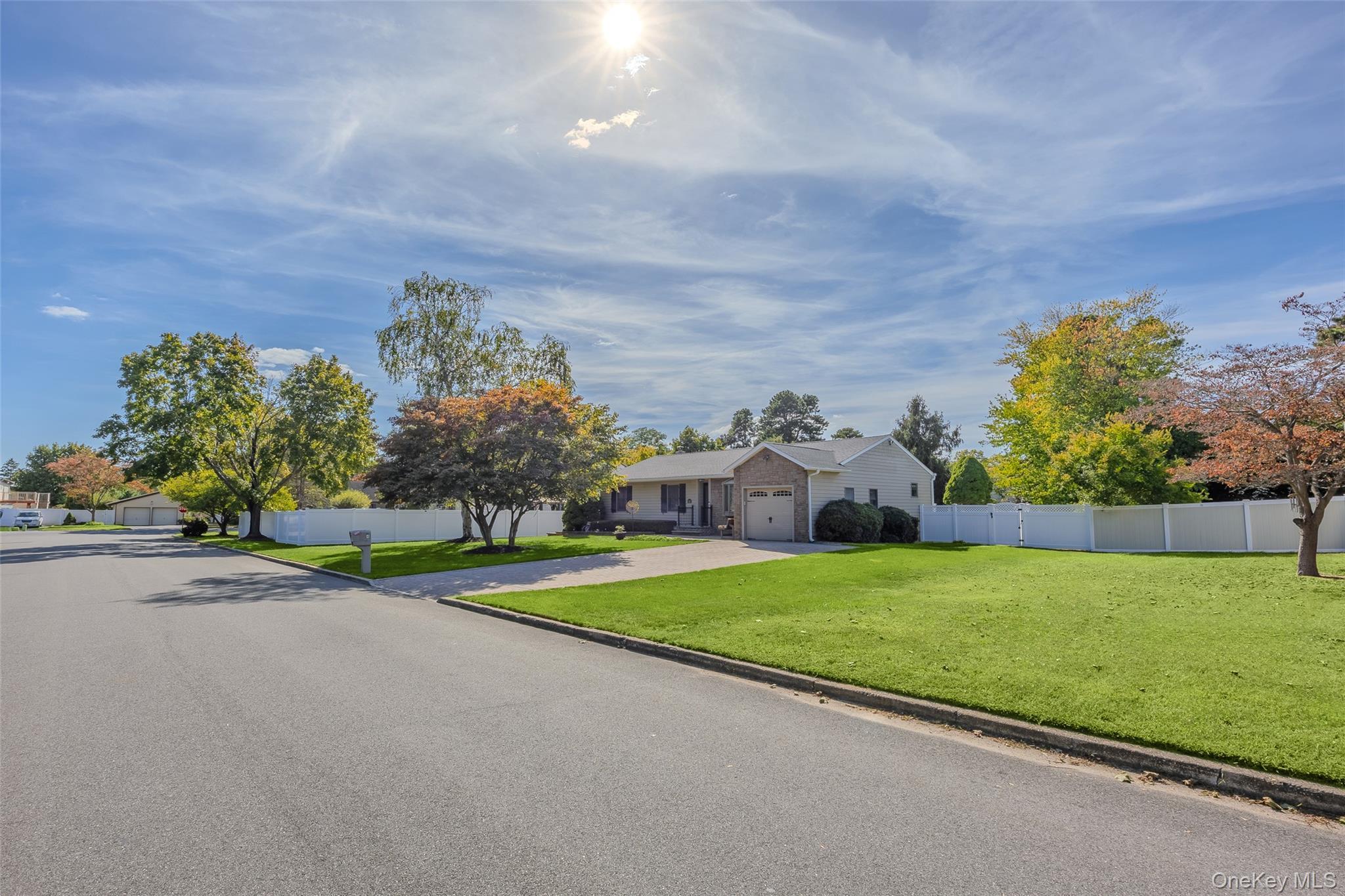 Single Family Lisa Suffolk County, NY 11763, MLS-931342-2