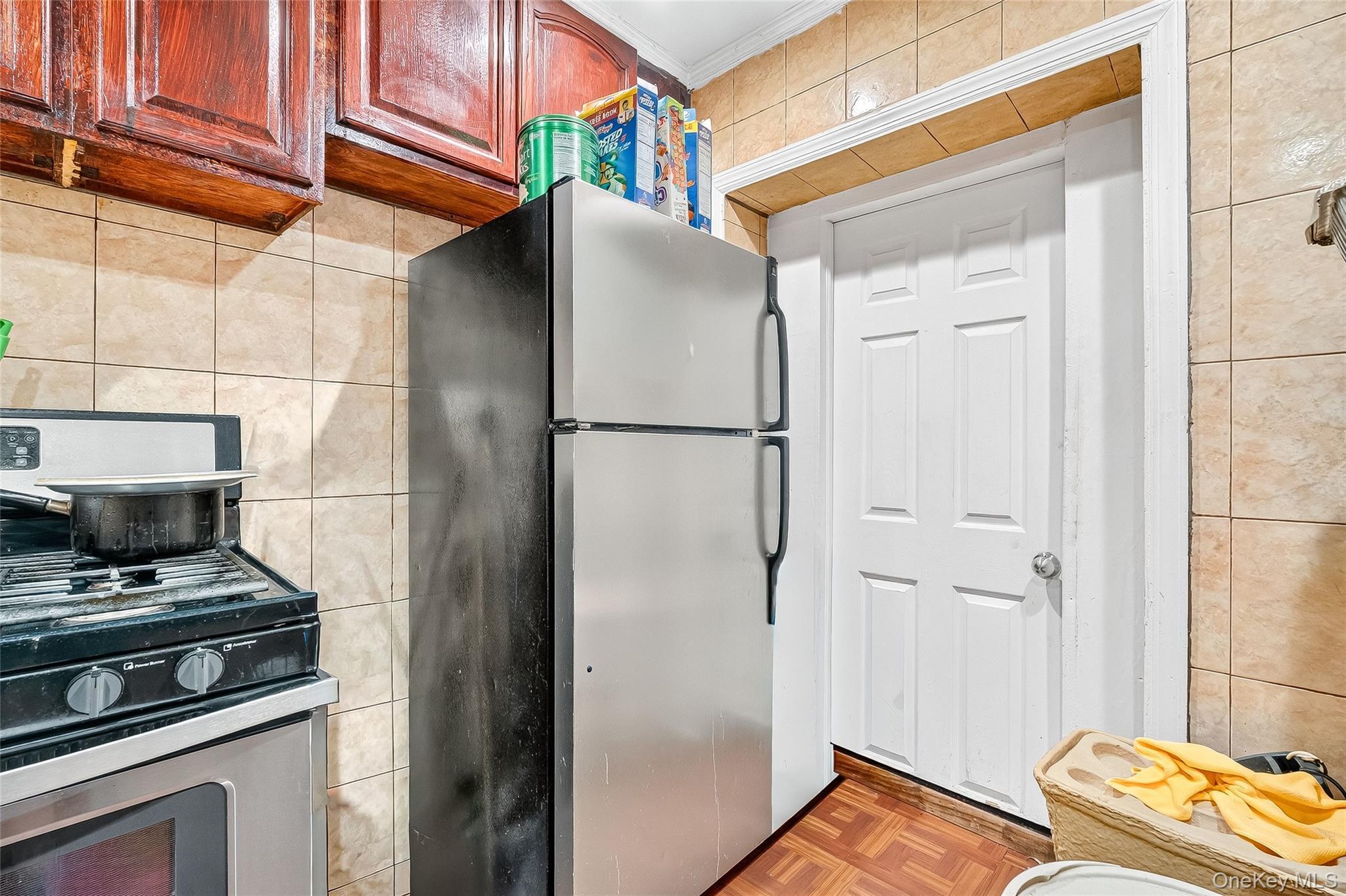 Single Family Evergreen  Bronx, NY 10472, MLS-931348-16