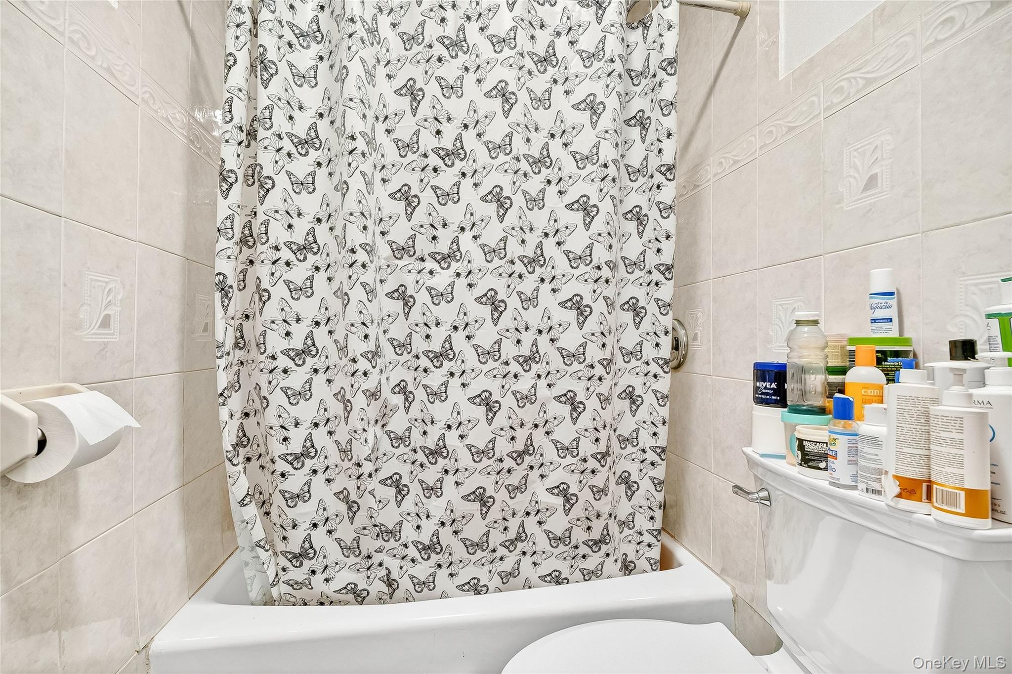 Single Family Evergreen  Bronx, NY 10472, MLS-931348-24