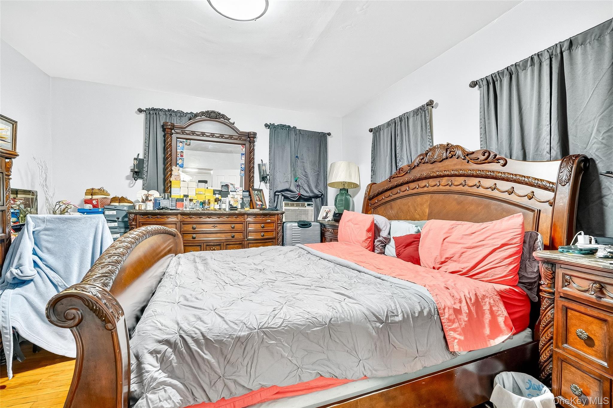 Single Family Evergreen  Bronx, NY 10472, MLS-931348-32