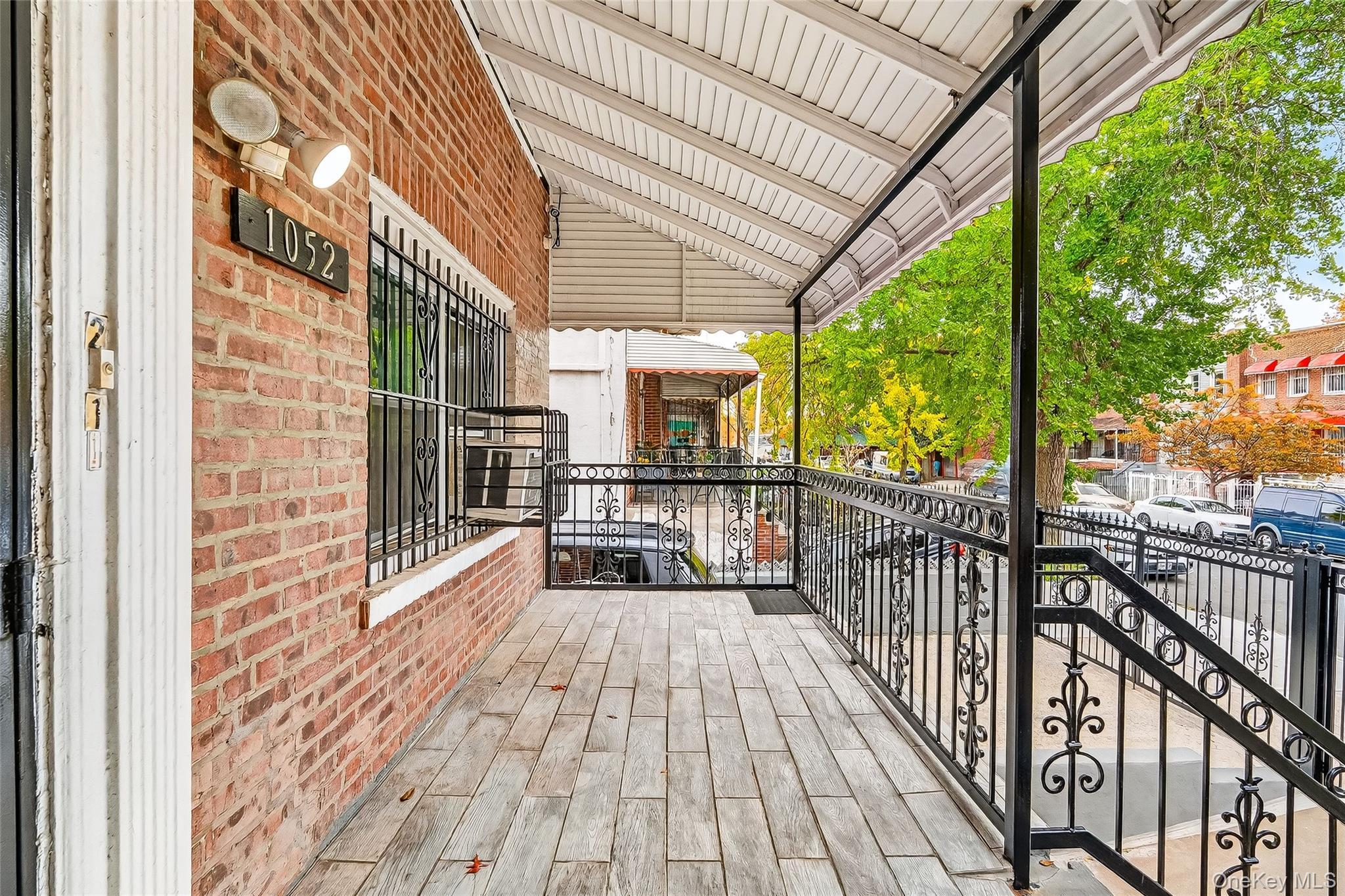 Single Family Evergreen  Bronx, NY 10472, MLS-931348-6