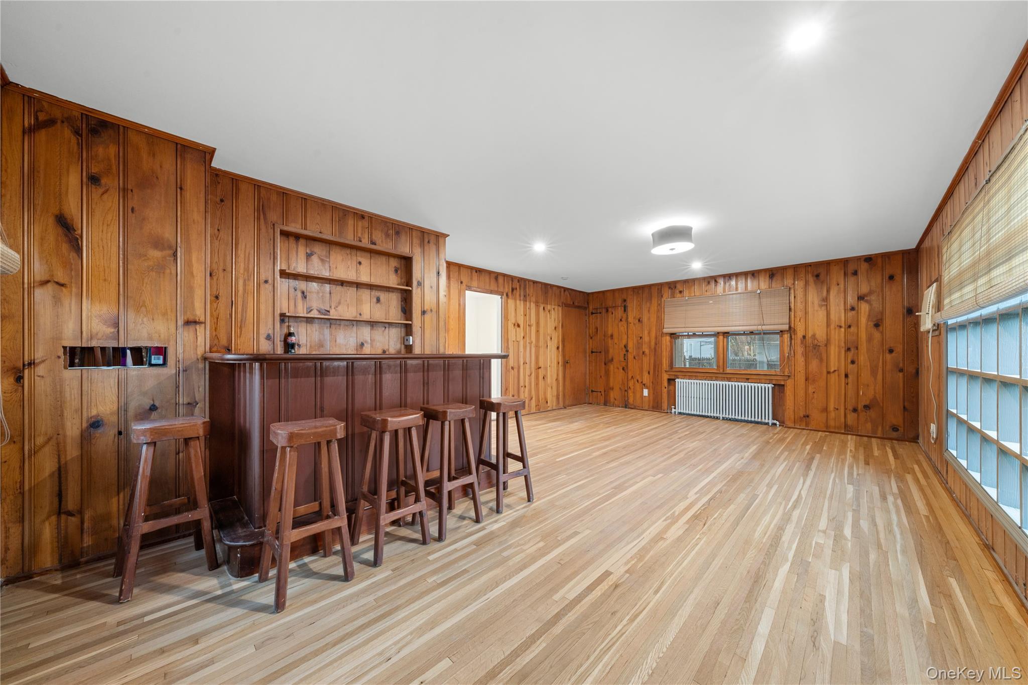 Single Family 3rd  Suffolk County, NY 11757, MLS-931377-11