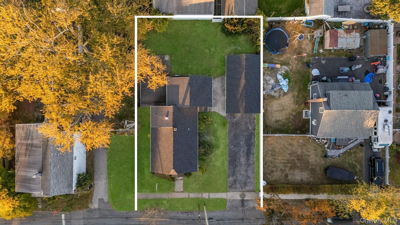 Single Family 3rd  Suffolk County, NY 11757, MLS-931377-3