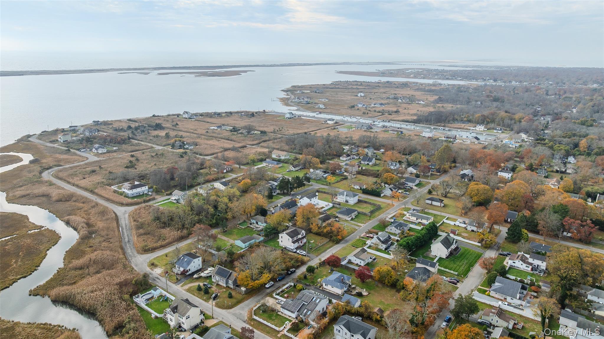 Single Family Elm Suffolk County, NY 11951, MLS-931385-25