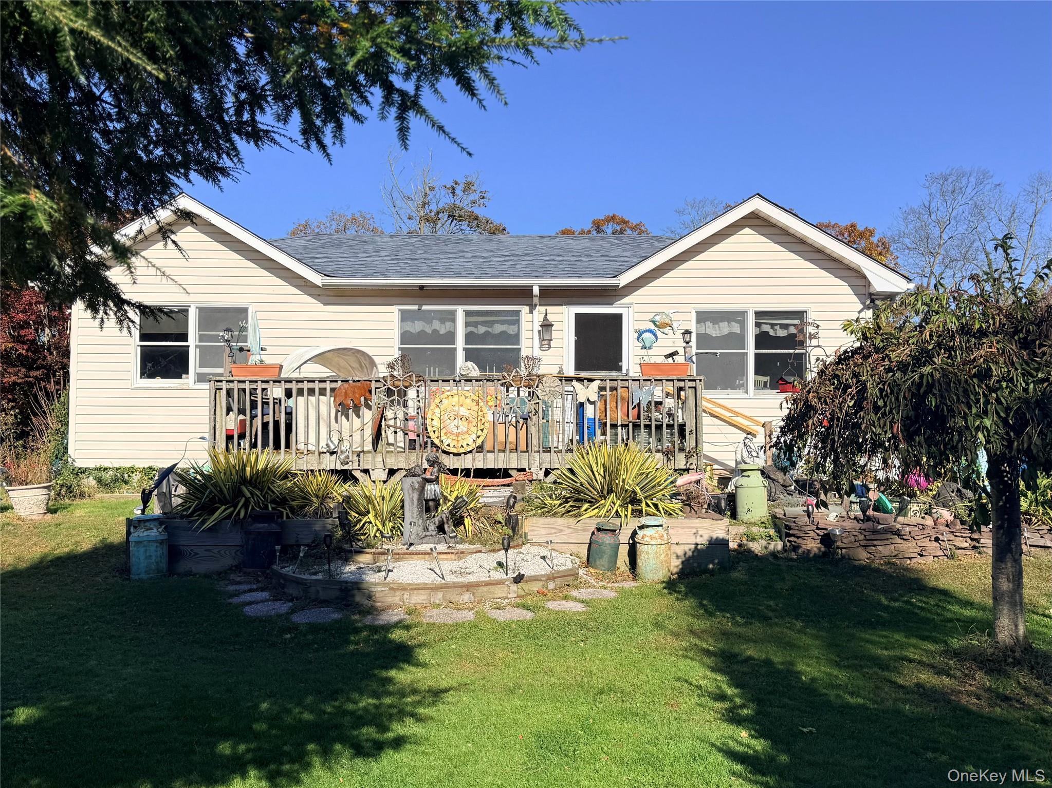 Single Family Elm Suffolk County, NY 11951, MLS-931385-3