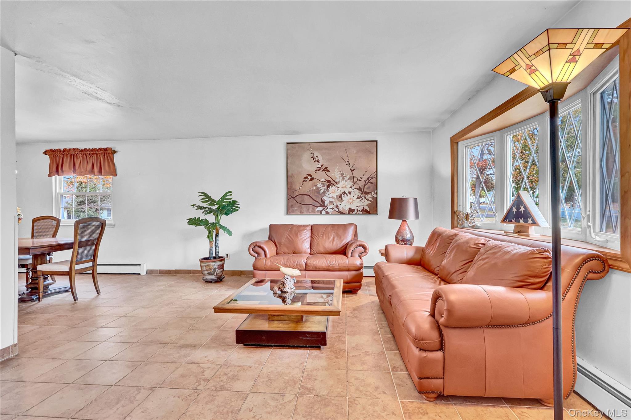 Single Family Blue Point Suffolk County, NY 11782, MLS-931386-8